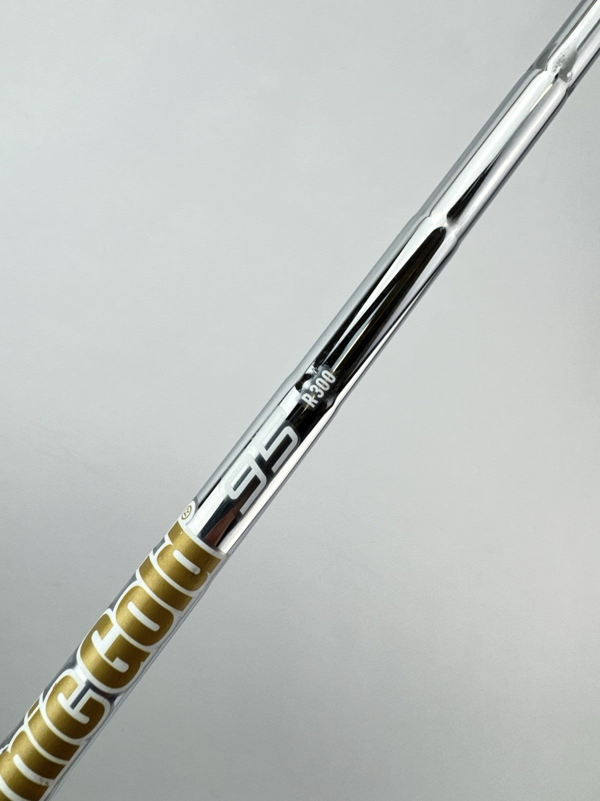 Dynamic Gold 95 Iron Shaft R300 Regular Flex Steel 35.5” /0.355 Tapered /306594