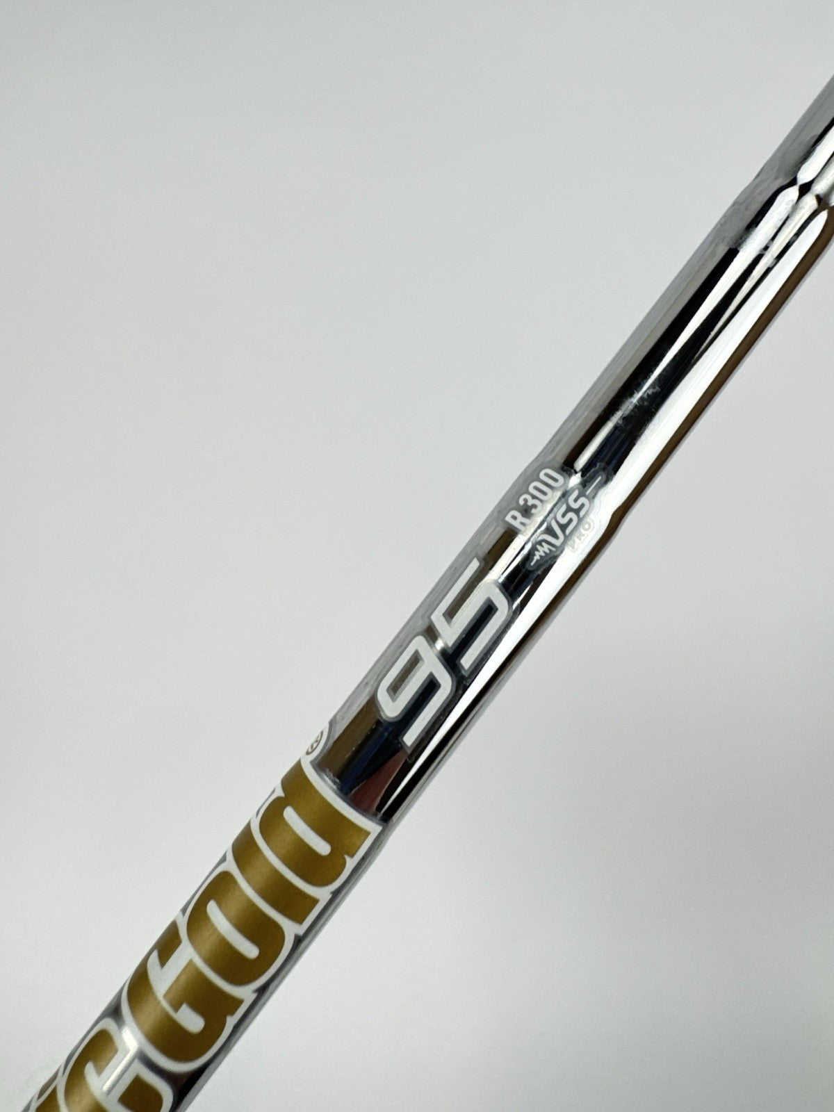 Dynamic Gold 95 Iron Shaft VSS Pro R300 Regular Steel 35.25”/0.355 Tapered/332195