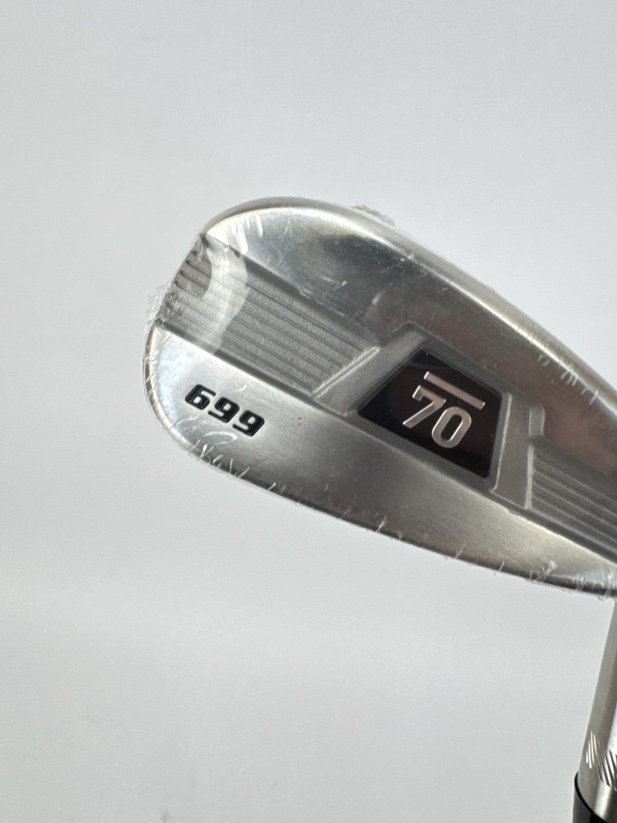 Sub 70 699 V2 4 Iron 20* Aldila Rogue Regular Graphite /Right Handed /339803