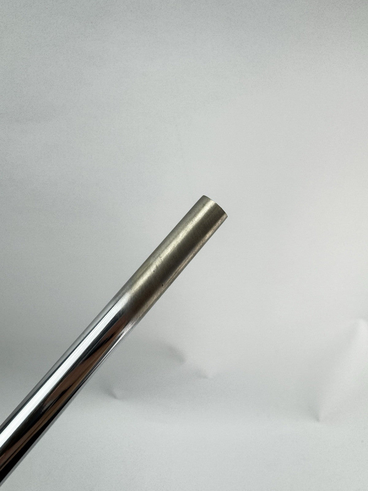 KBS Tour Lite Iron Shaft Regular Flex Steel 35.75” /0.370 Parallel /296206