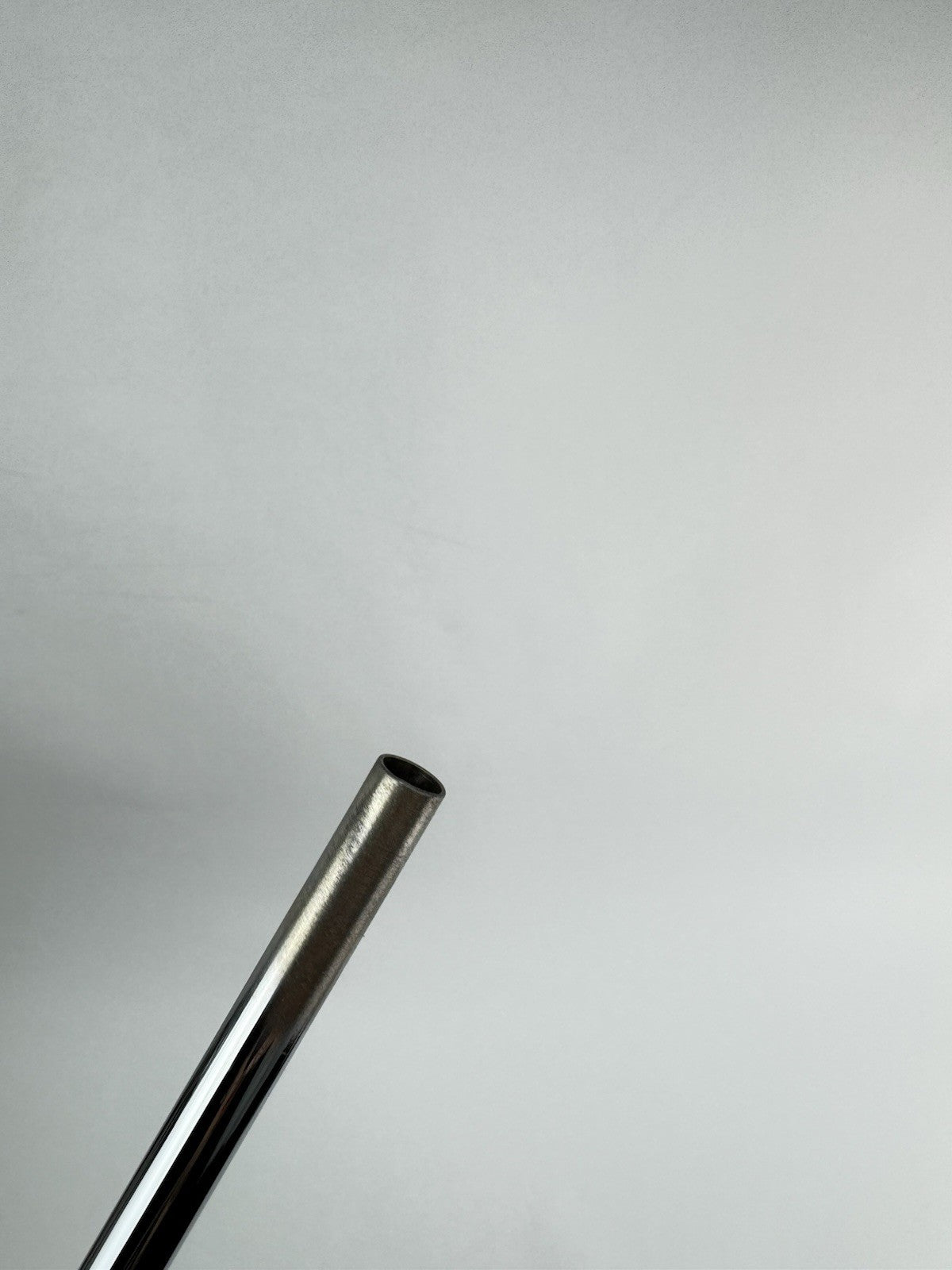 Dynamic Gold Iron Shaft X Flex Extra Stiff Steel / 36” /0.355 Tapered /3057410