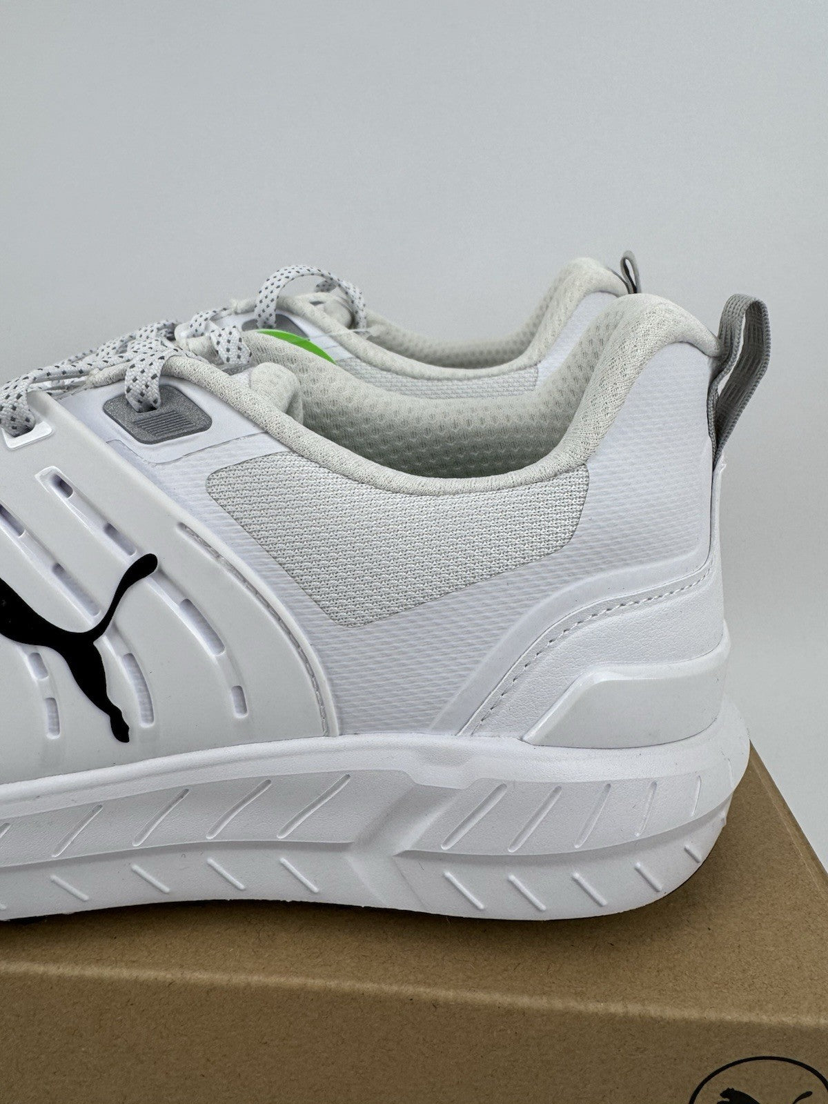 Puma Ignite Elevate 2 Tour Men's Golf Shoes Size UK 9.5 White Waterproof/321631
