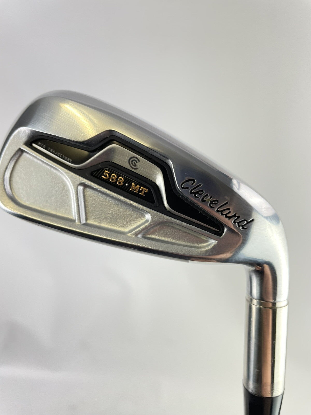 Cleveland 588MT 6 Iron Aldila Prolaunch Stiff Graphite /Right /New Grip/116802