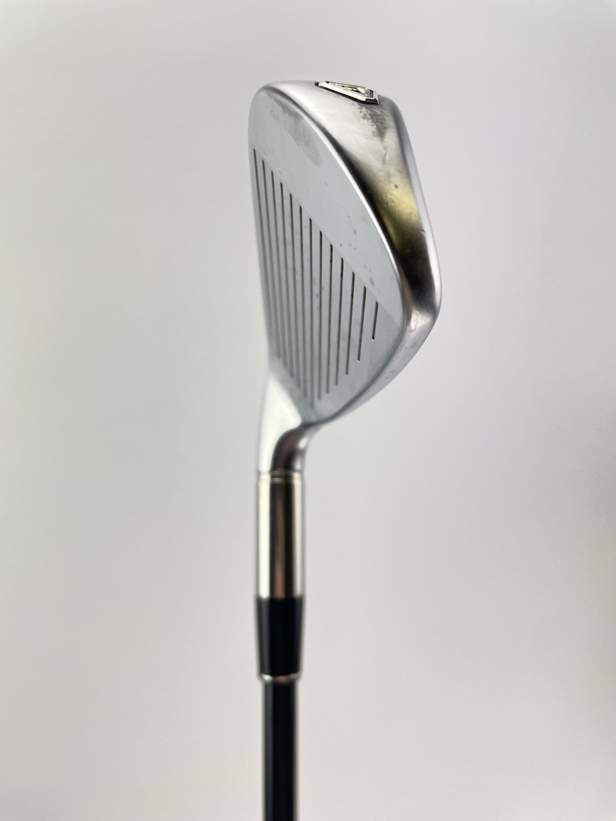 Cleveland Launcher XL 7 Iron 29* Regular Flex Graphite /Right /Demo /2995411