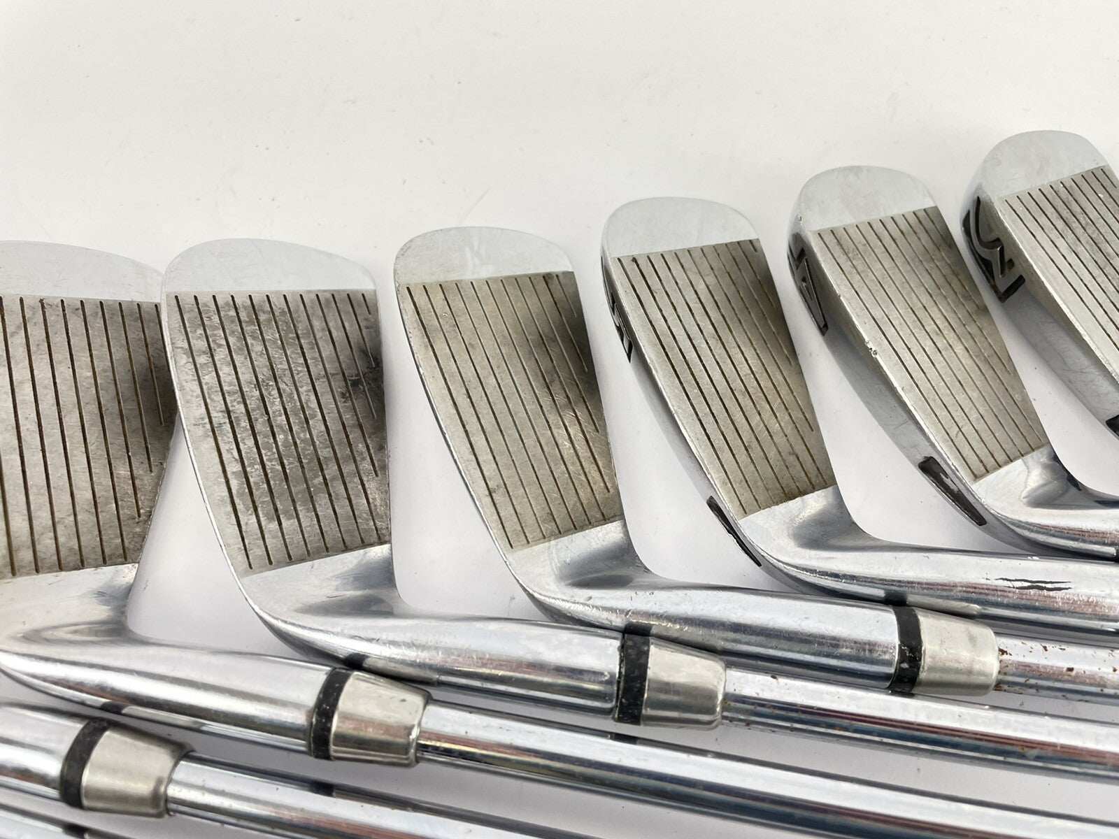 Dunlop Golf Powerflow Irons 3-PW Regular Steel /Right /New Grips /44474