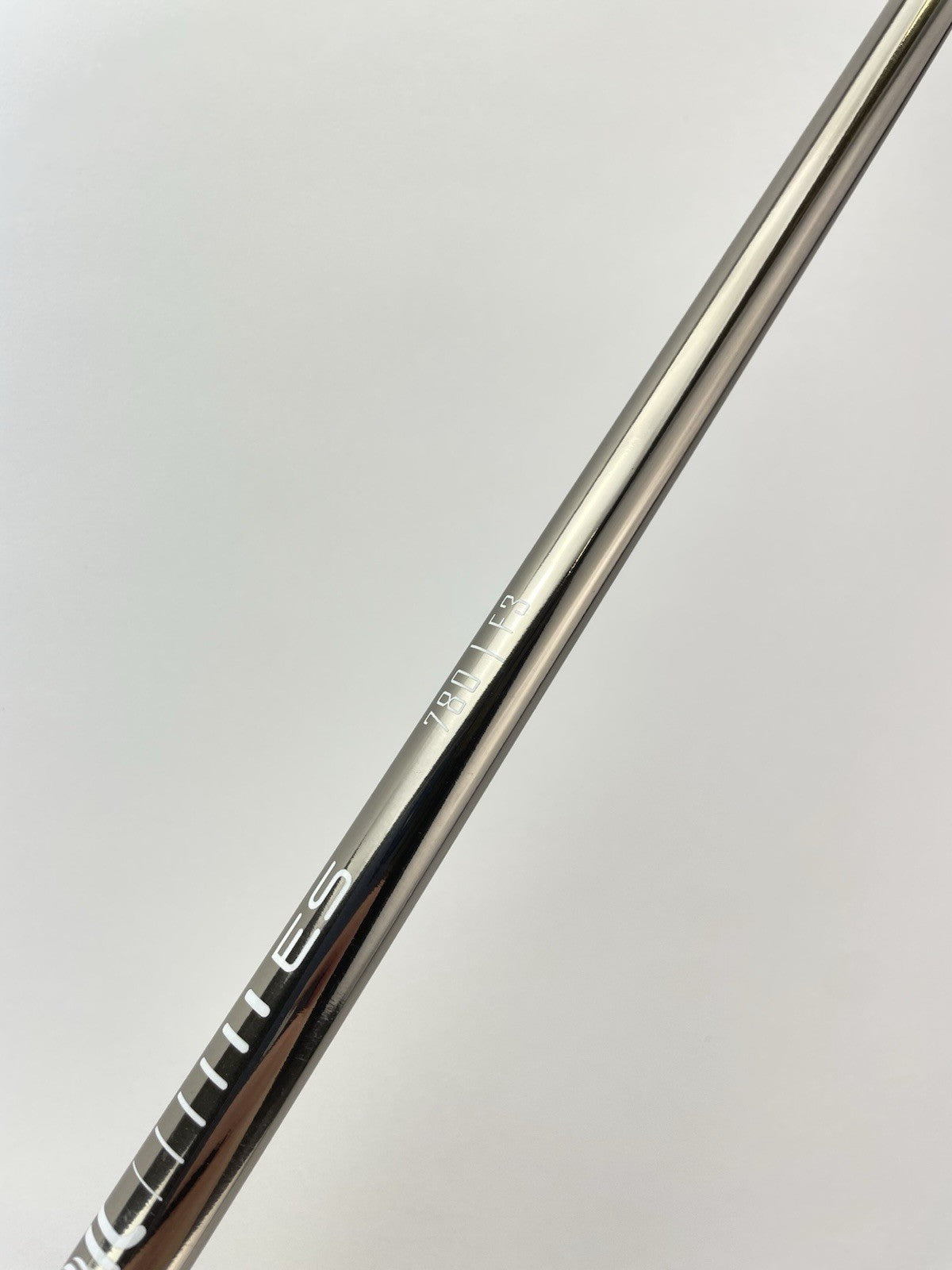 UST Recoil ES Iron Shaft 780 Regular Flex Graphite 35.75” /0.355 Tapered /289877