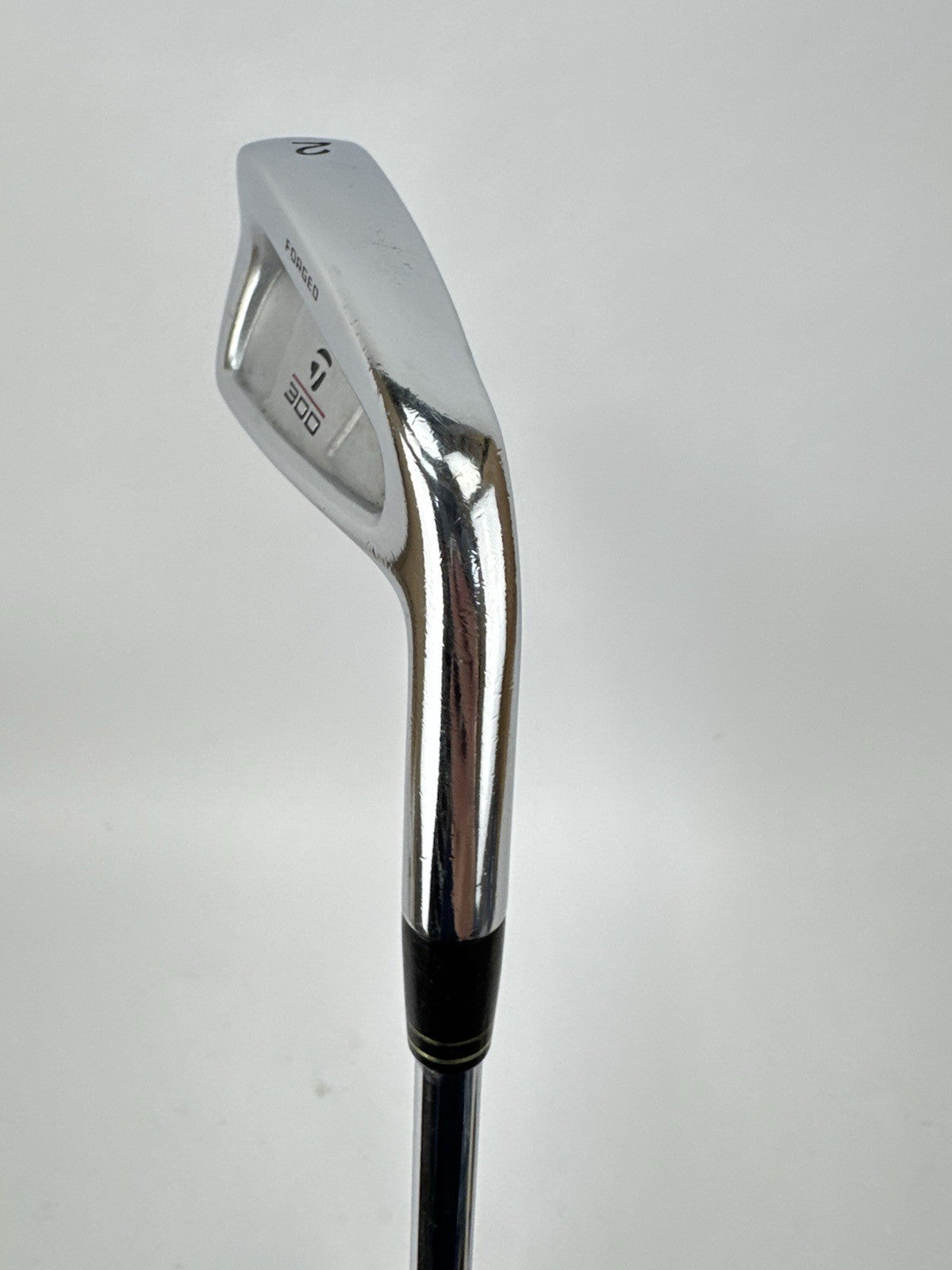 Taylormade 300 Forged 2 Iron 19* Rifle 6.5 Extra Stiff Steel +1/2” /339917