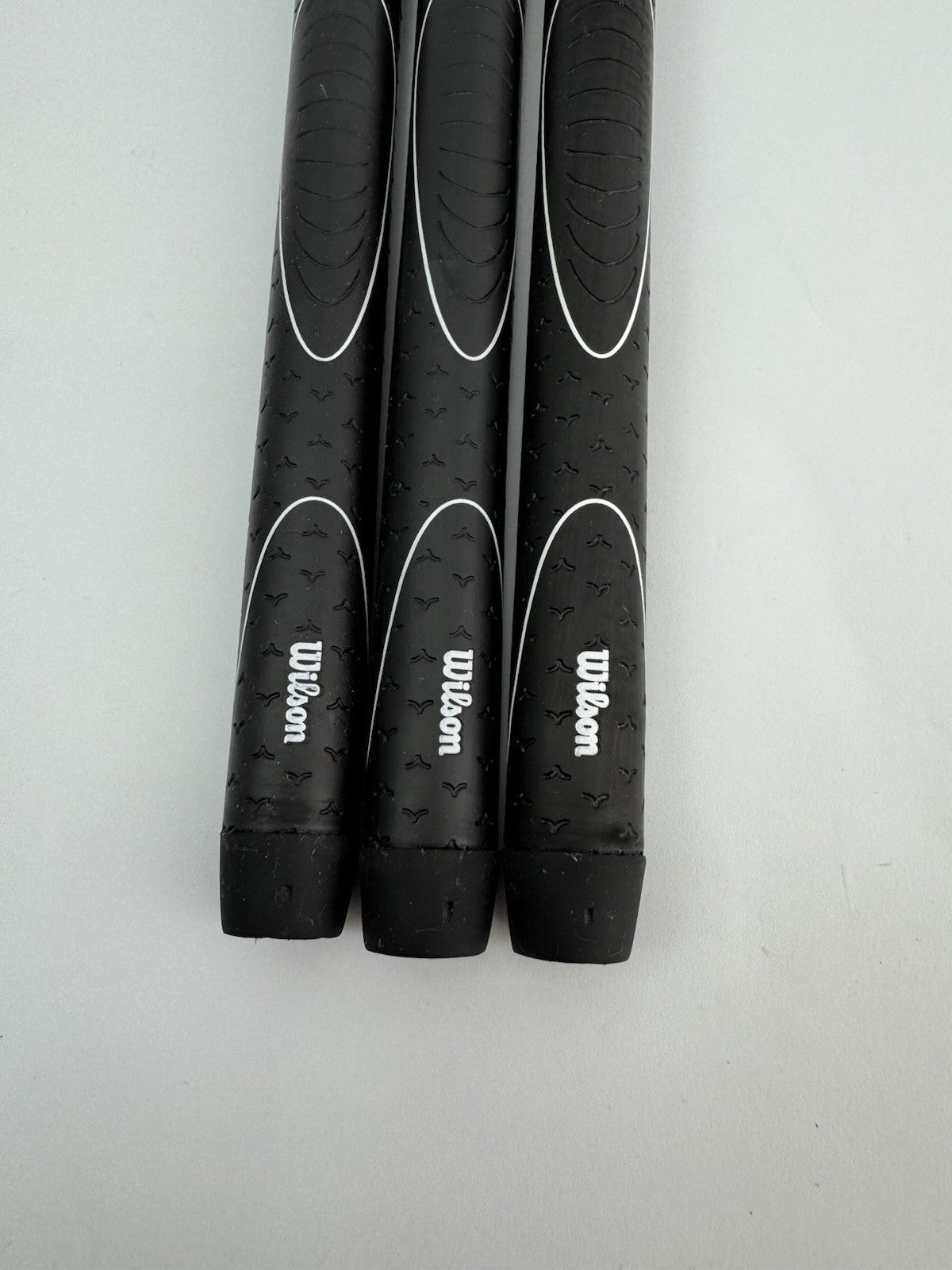 Wilson Staff Ladies Golf Grips (3) Black /Pulled /336851