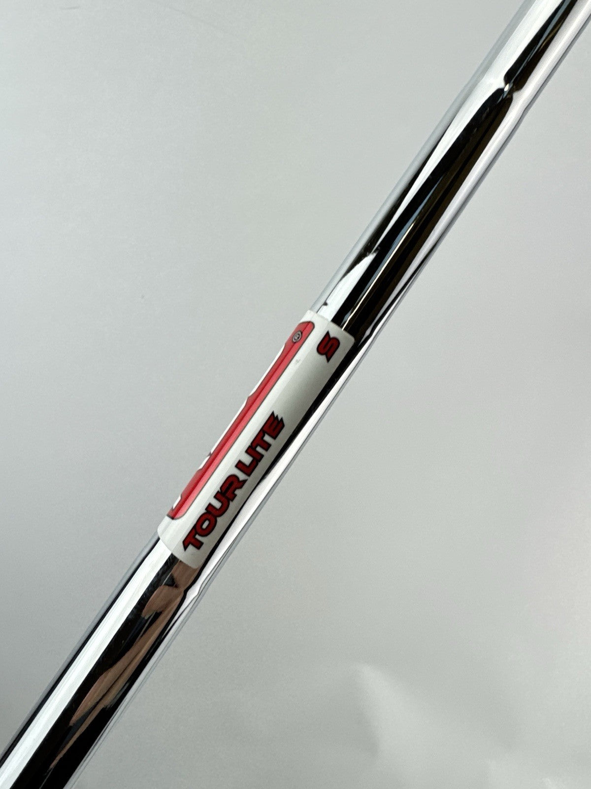 KBS Tour Lite Iron Shaft Stiff Flex Steel 36.5” /0.355 Tapered /Lamkin /304434