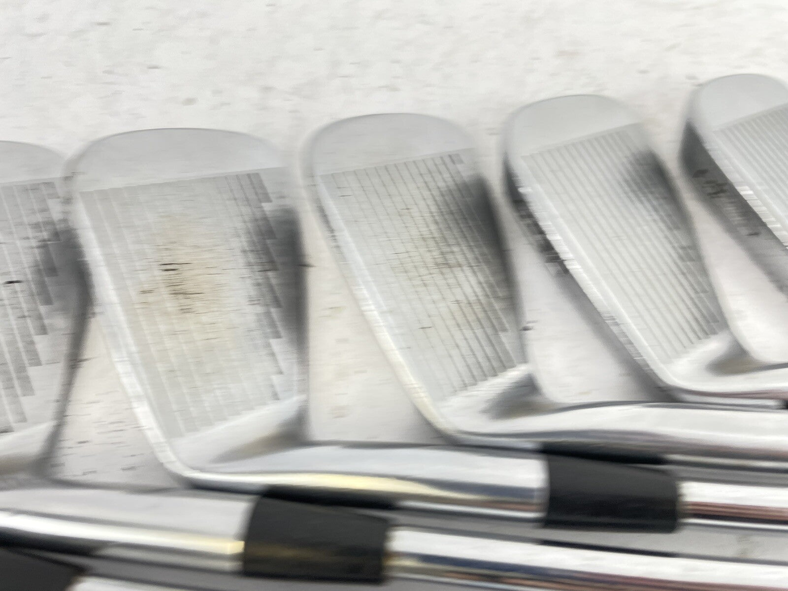 Mizuno MP-7 Irons 4-PW R300 Regular Steel /Right /New Grips /84196