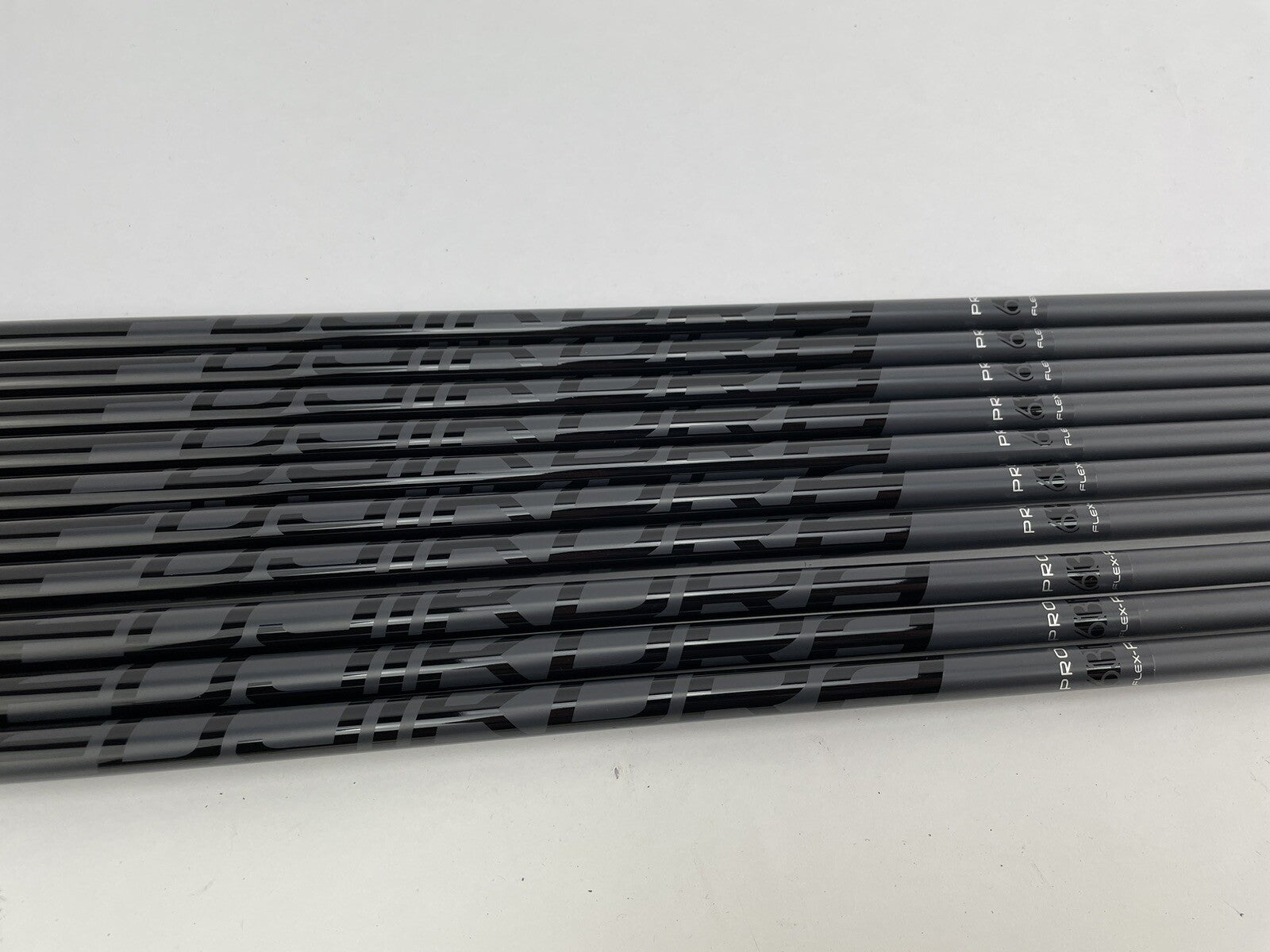 Fujikura Pro 63i Iron Shaft Set (10) Regular Flex Graphite/0.370 Parallel /221920