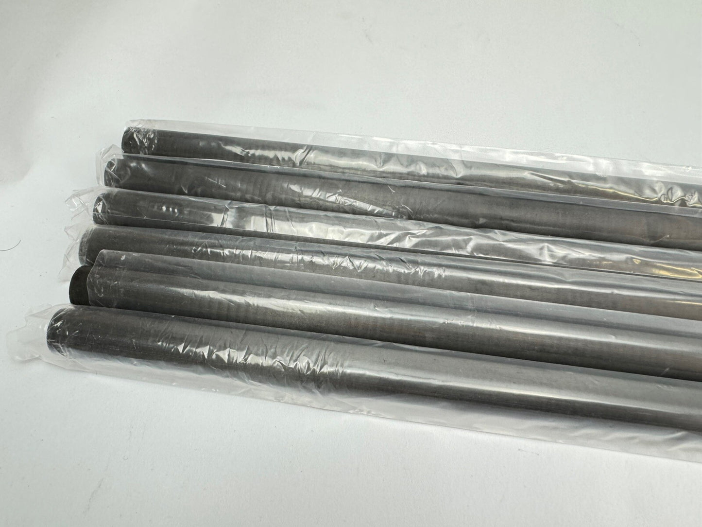Matrix Iron Shaft Set (7) White Tie Regular Graphite 42” /0.370 Parallel /223927