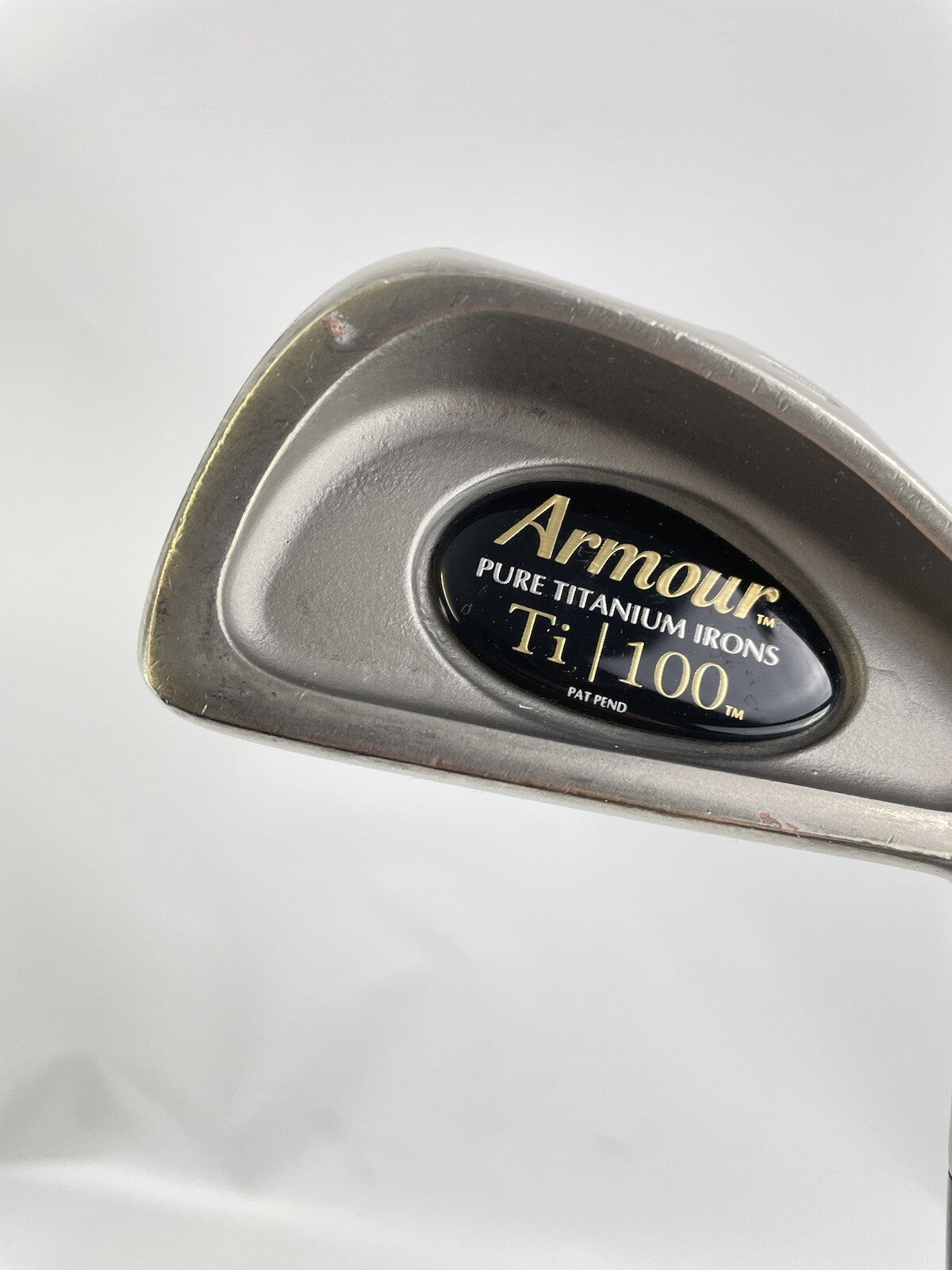 Tommy Armour 2 Iron Ti100 Aldila Stiff Graphite /Right Handed /New Grip /86301