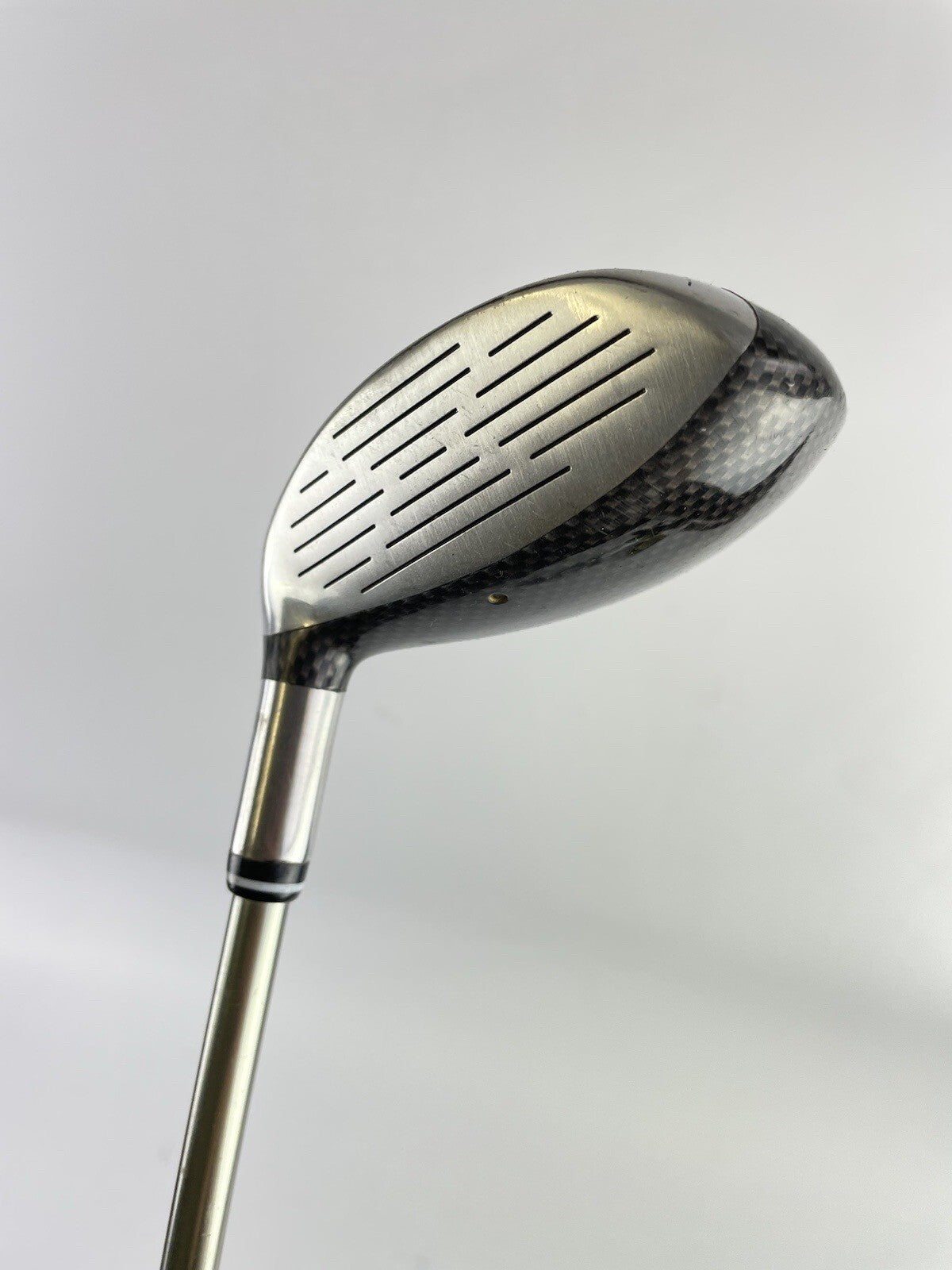 Mens Golf 4 Hybrid 22* Regular Graphite /Carbon Crown /Right /New Grip /104957