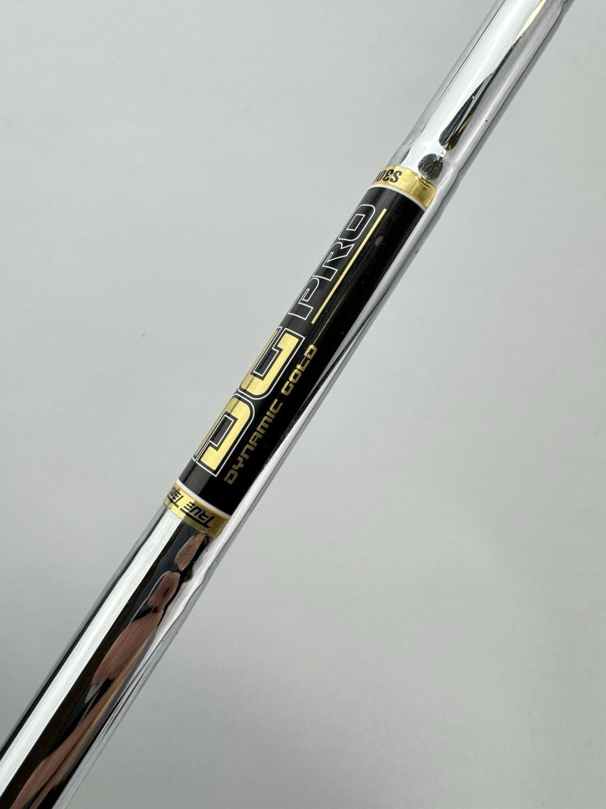Dynamic Gold Pro Iron Shaft R300 Regular Flex Steel 36” /0.355 Tapered /301673