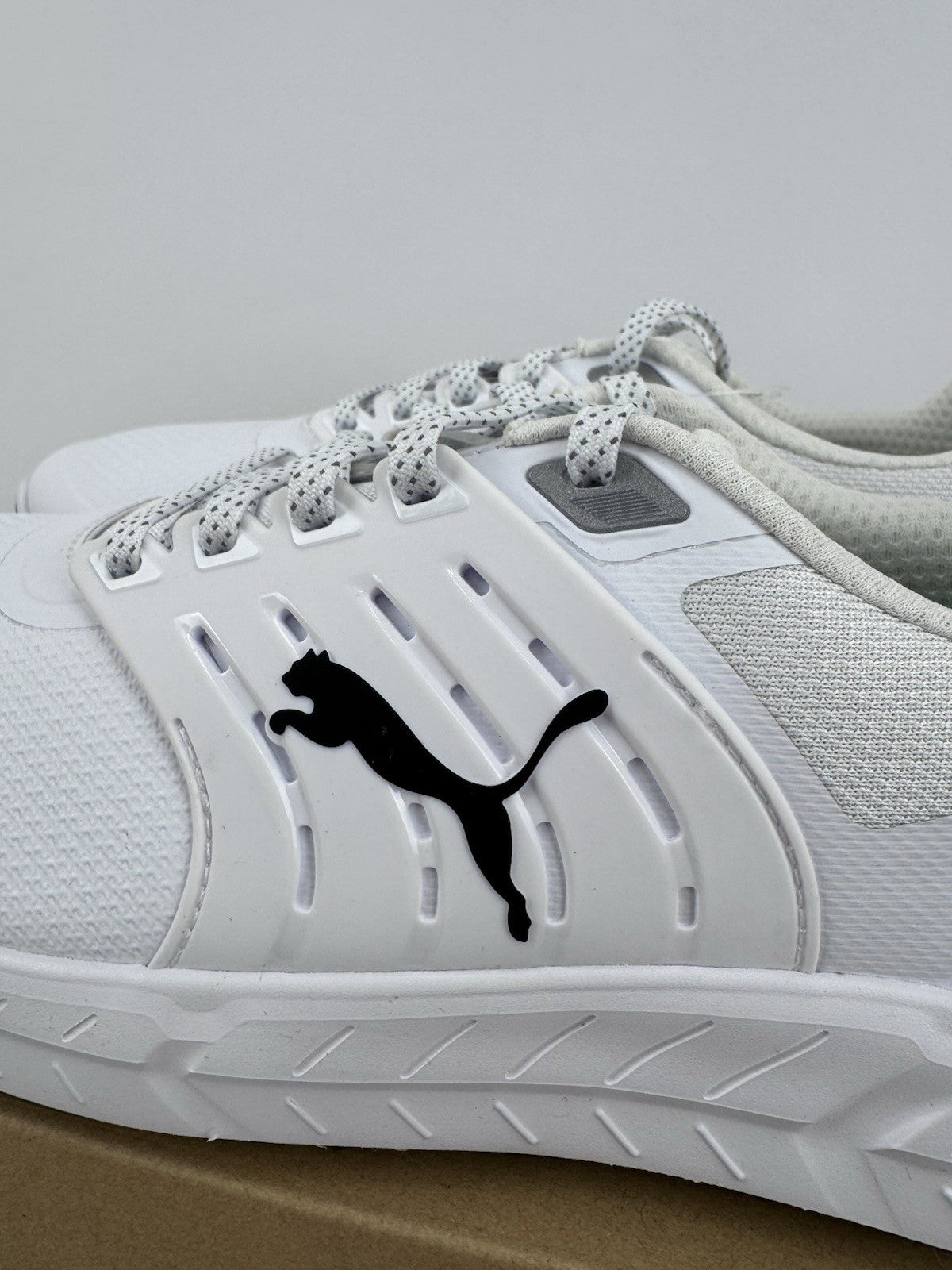 Puma Ignite Elevate 2 Tour Men's Golf Shoes Size UK 9.5 White Waterproof/321633