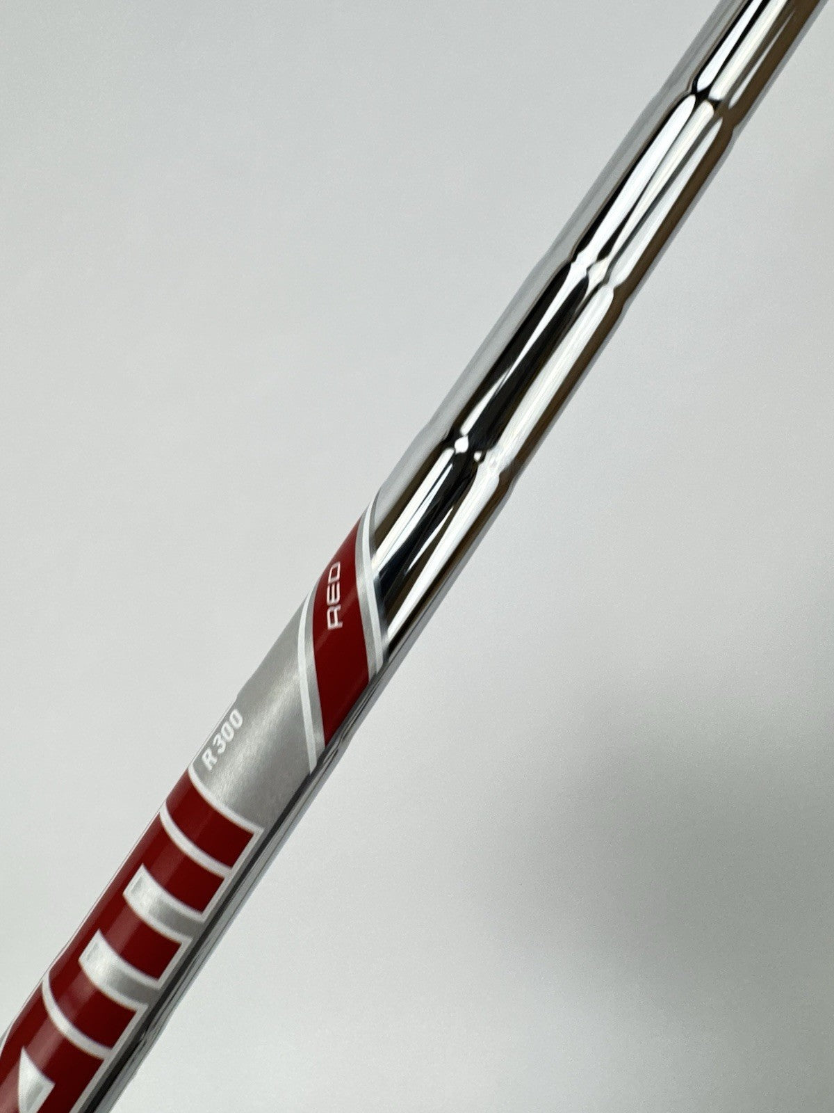 True Temper AMT Red Iron Shaft R300 Regular Steel 35” /0.355 Tapered /336906