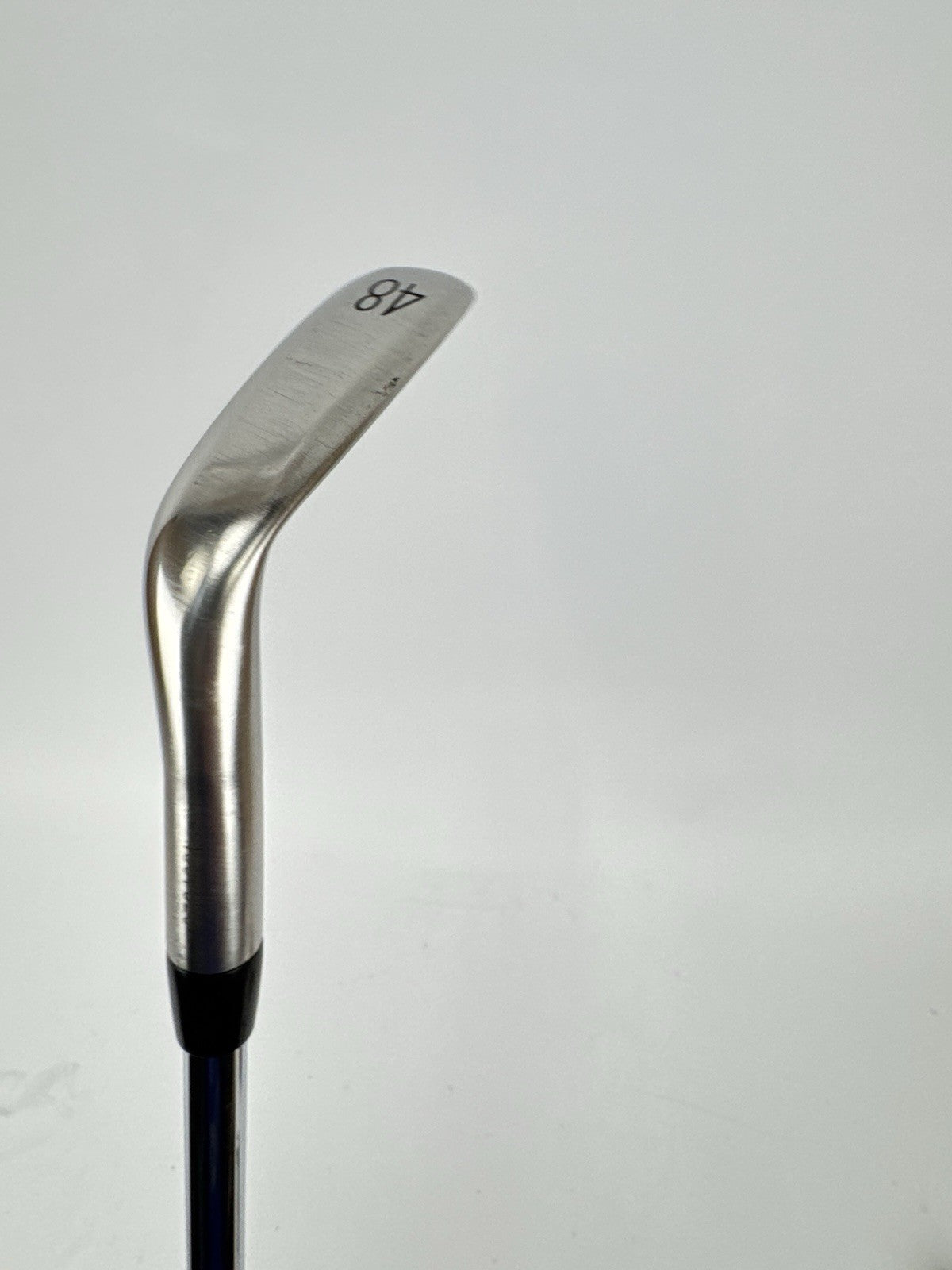 Titleist T300 Gap Wedge 48* Amt Red R300 Regular Steel +1/2” /Mid Grip /315947