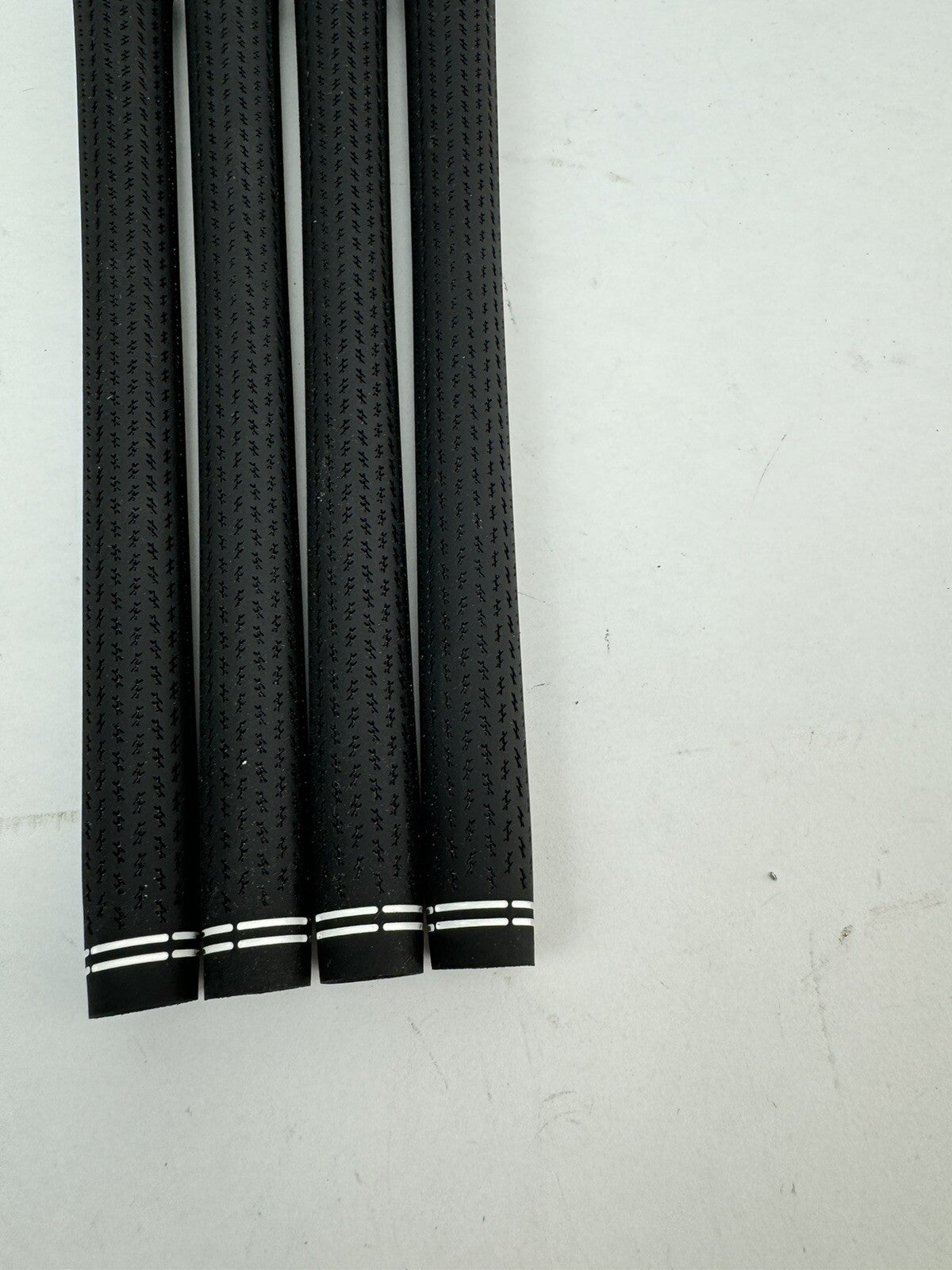 Lamkin Golf Grips (4) Cobra Connect Compatible/Mens Standard /Black /New /247951