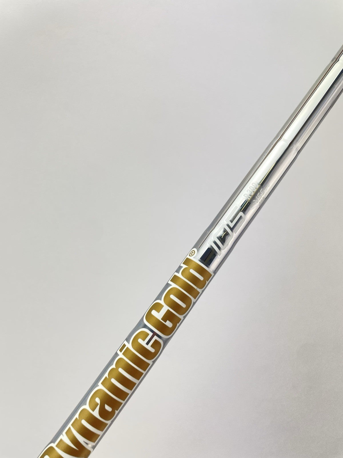 Dynamic Gold 105 Iron Shaft Regular Flex Steel 35.75” /0.355 Tapered /300194