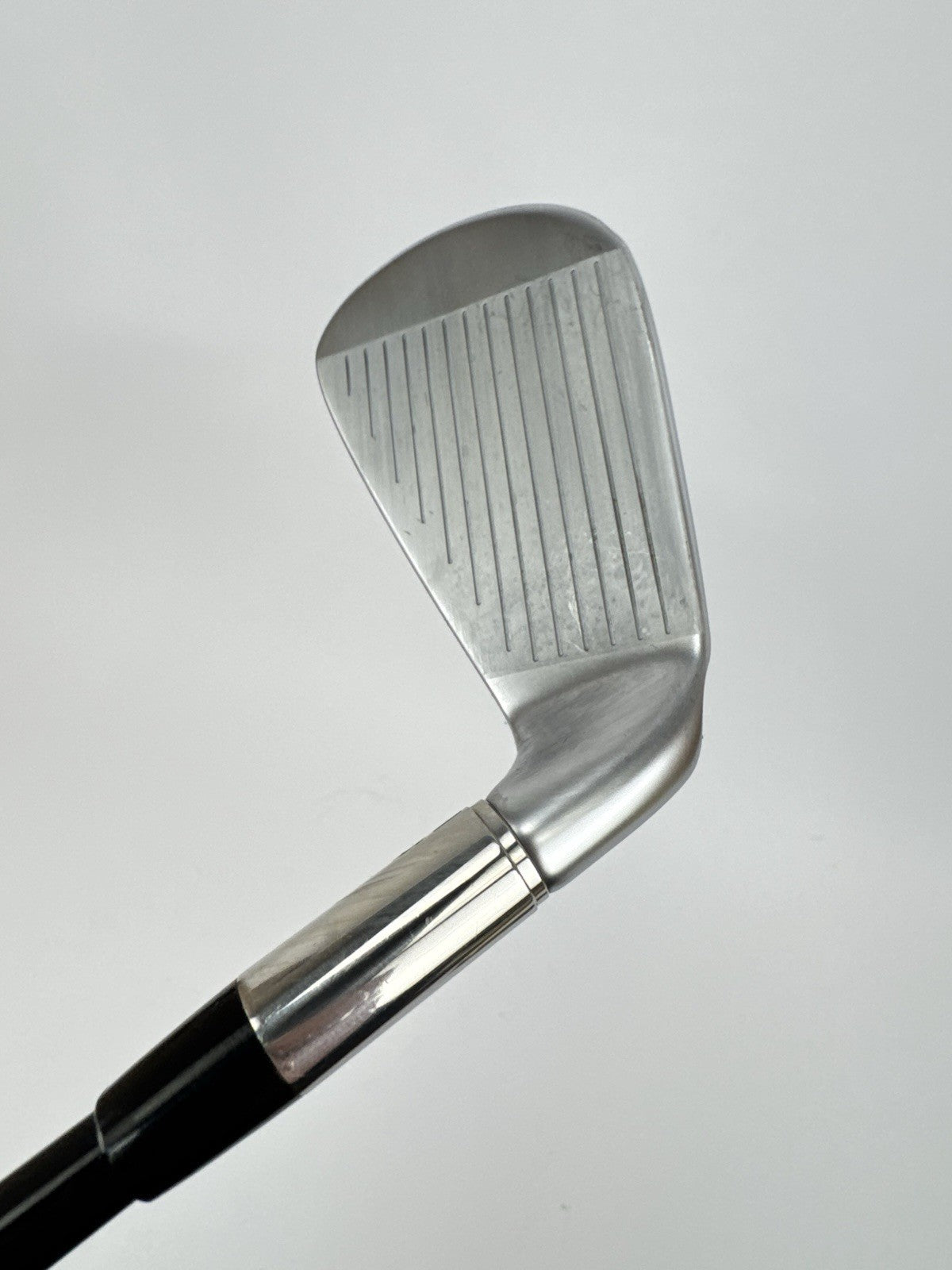 Srixon ZX7 7 Iron Left Handed Miyazaki 6A Senior Flex Graphite /Demo /3307611