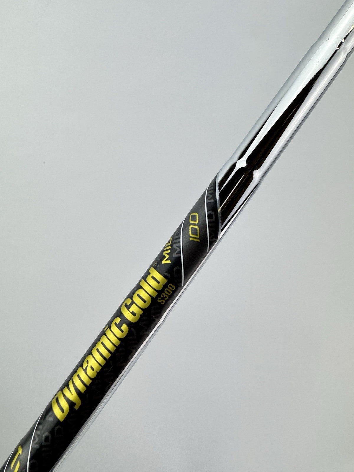 Dynamic Gold Mid 100 Iron Shaft S300 Stiff Flex Steel 35.25/0.355 Tapered /291403