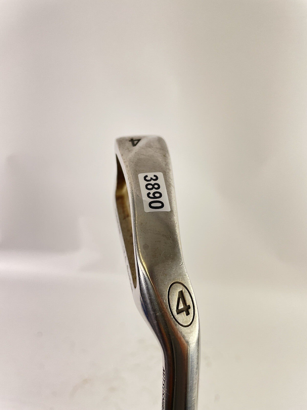Viper Golf 4 Iron Regular Flex Graphite /Right Handed /New Grip / 389012