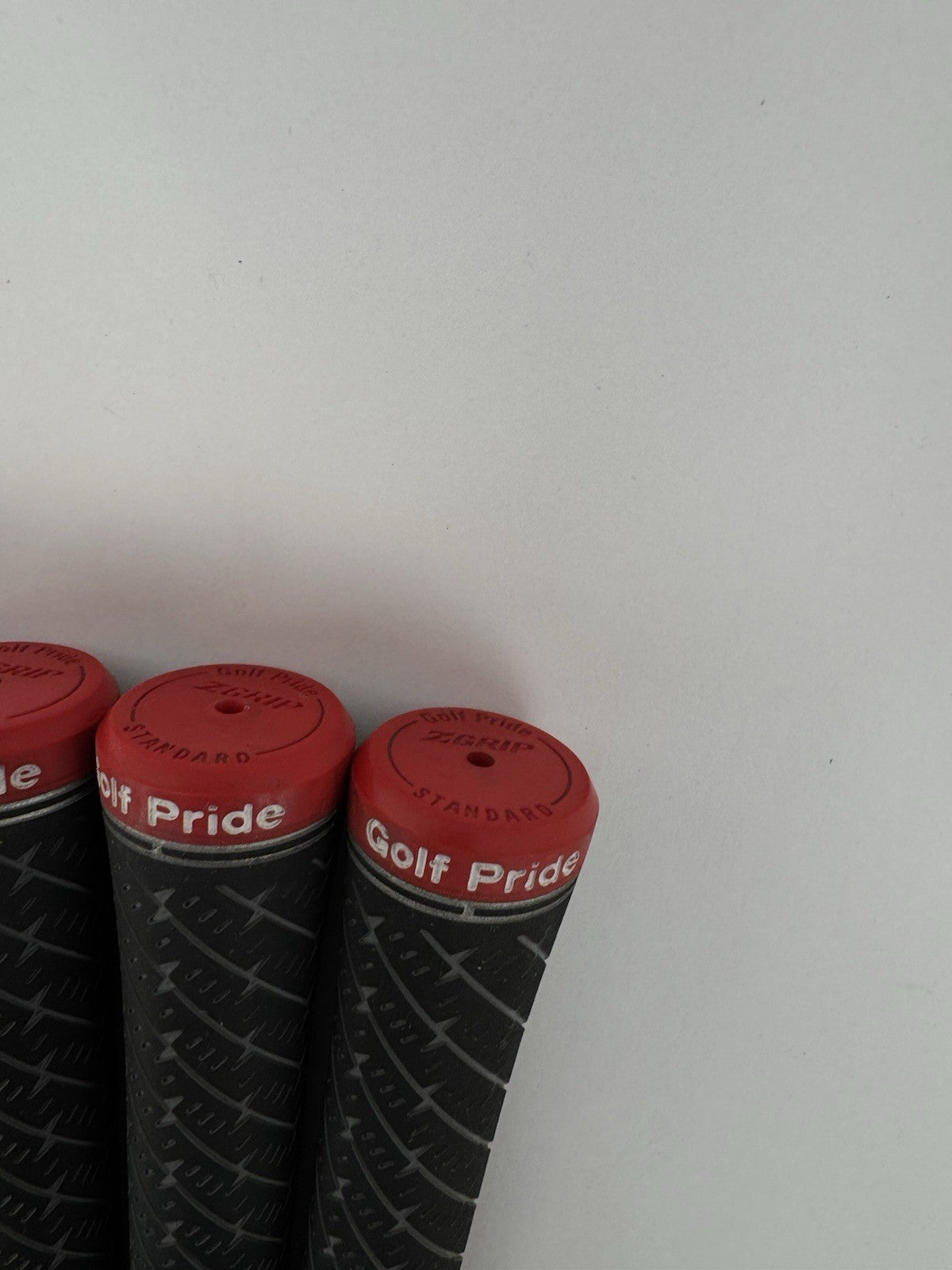 Golf Pride Z Grip Taylormade (4) Men’s Standard Grips /Grey/Red /Pulled /328426