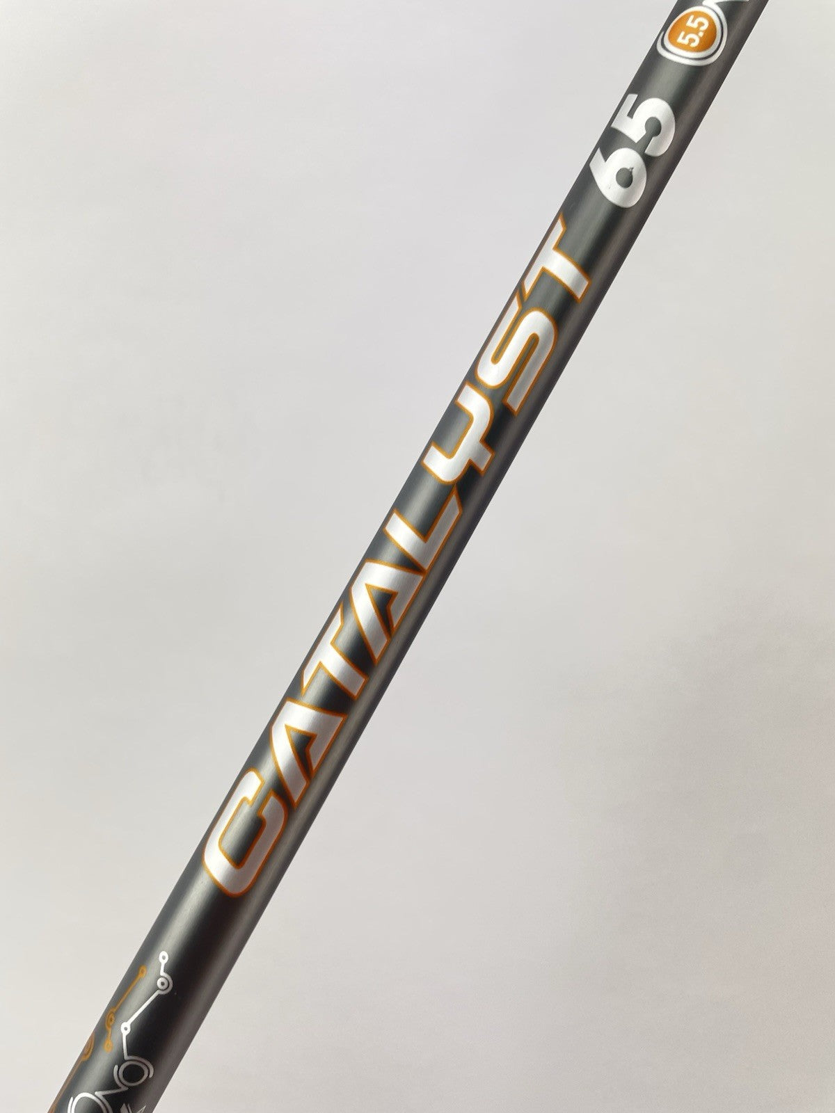 Catalyst 65 Iron Shaft 5.5 Regular Flex Graphite 35.5 /0.370 Parallel /254184