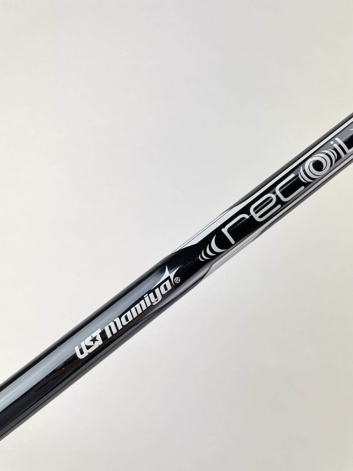 UST Recoil Dart Iron Shaft F3 Regular Flex Graphite 35.25" /0.370 Parallel/204082