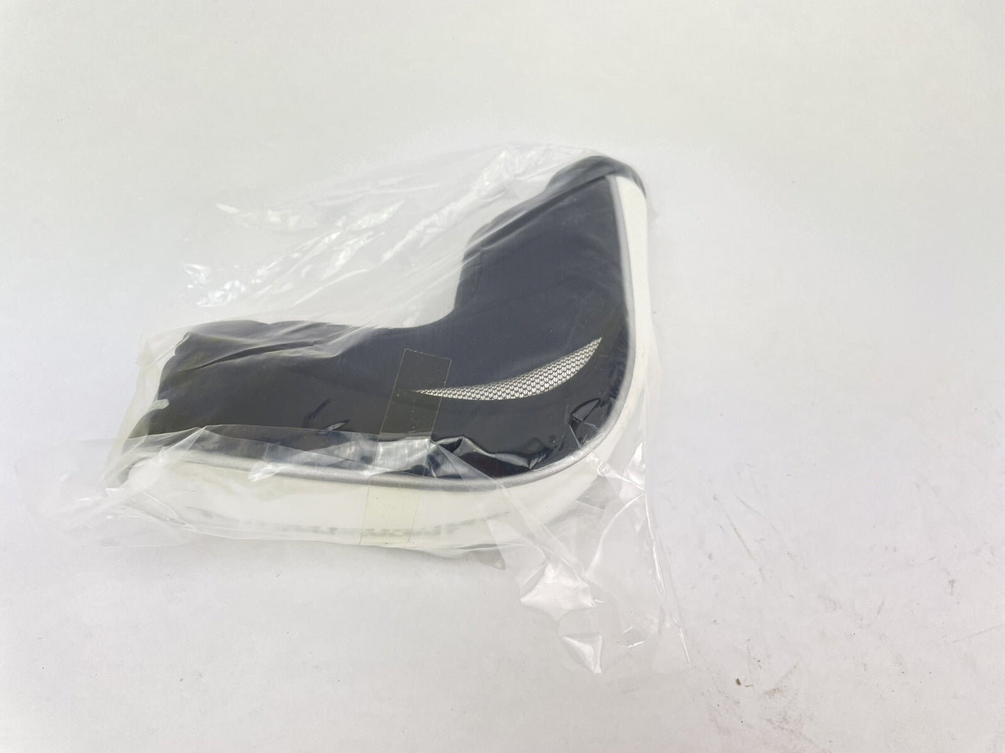 Tom Wishon Golf Putter Headcover Blade /Headcover Only /White /New3