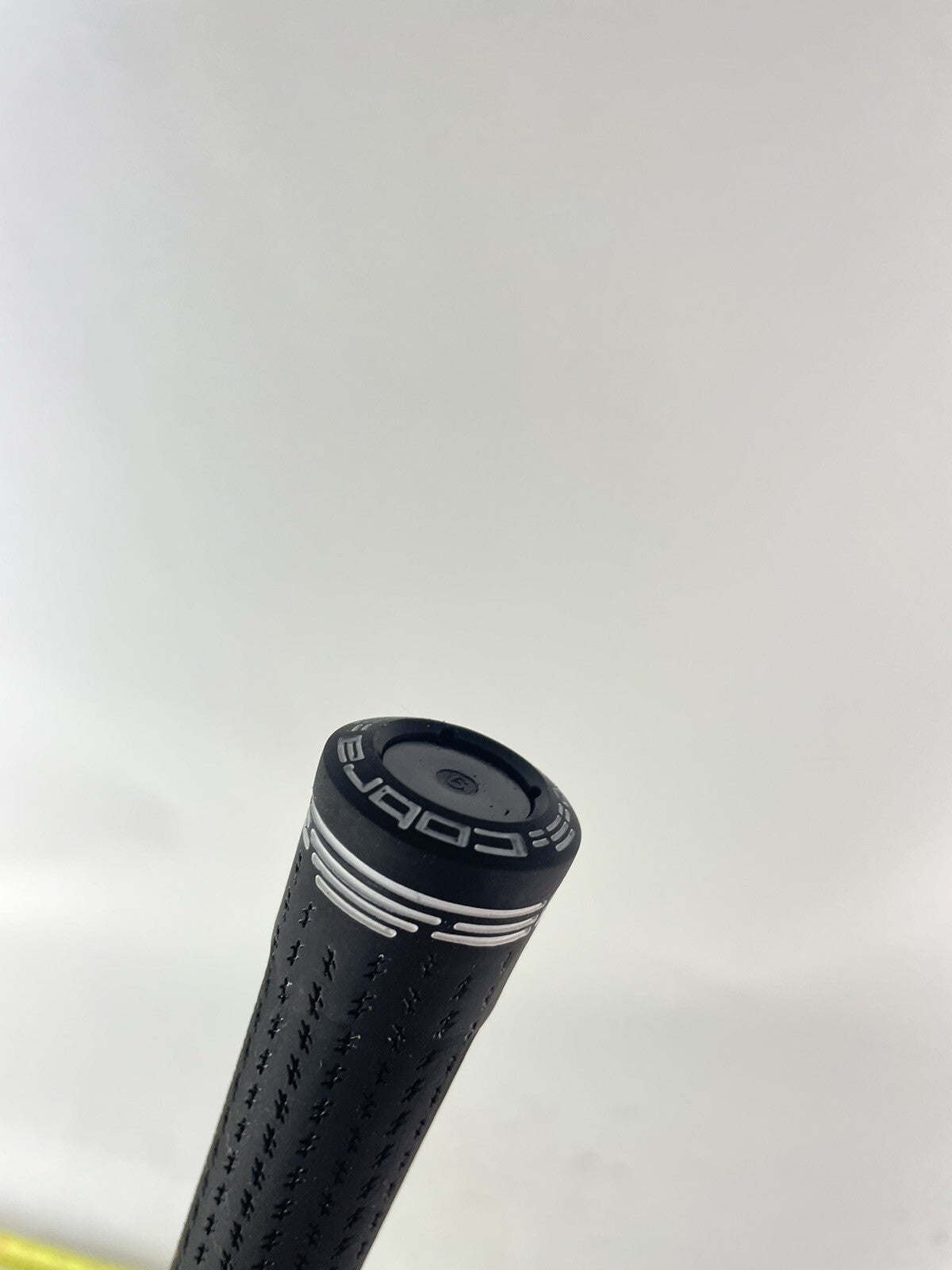 Cobra Senior Hybrid Shaft Lite Matrix White Tie Graphite 38.5” /New/Lamkin/145499
