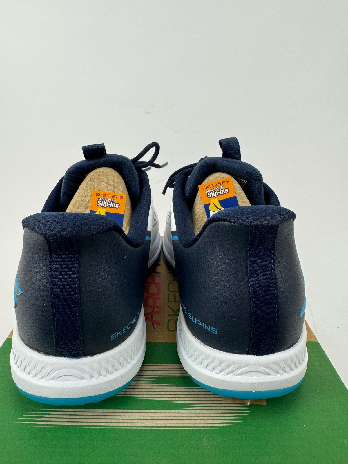 Skechers Go Golf Elite 6 Golf Shoes Men's Size UK 7 White Navy Waterproof/349897