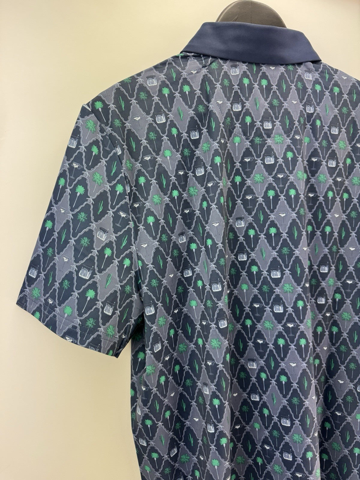 Men’s Original Penguin Golf Lattice Cocktail Blue Golf Polo Size Medium /3110412