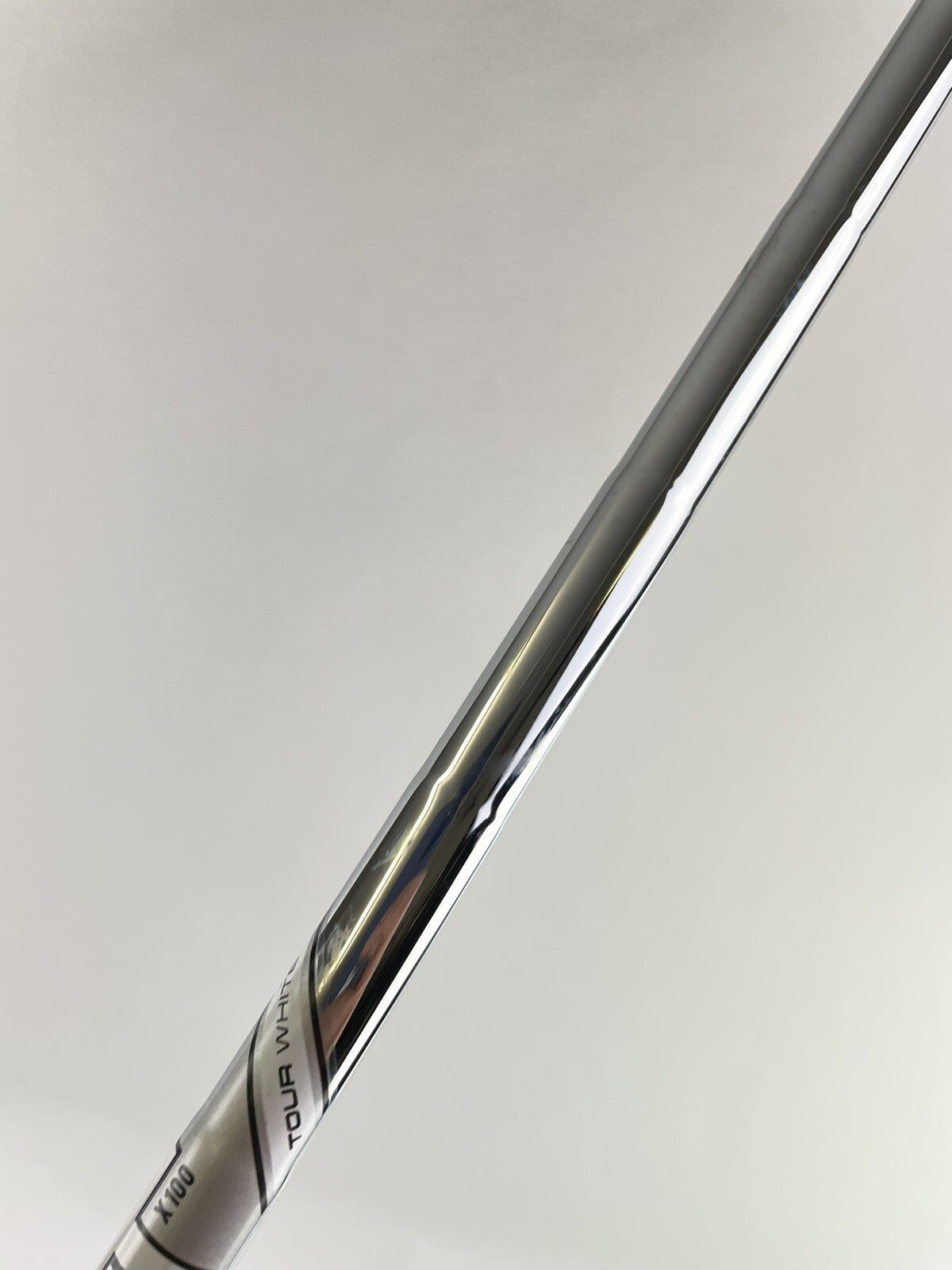 AMT Tour White Iron Shaft X100 X Flex Steel 35.25” /0.355 Tapered /114105