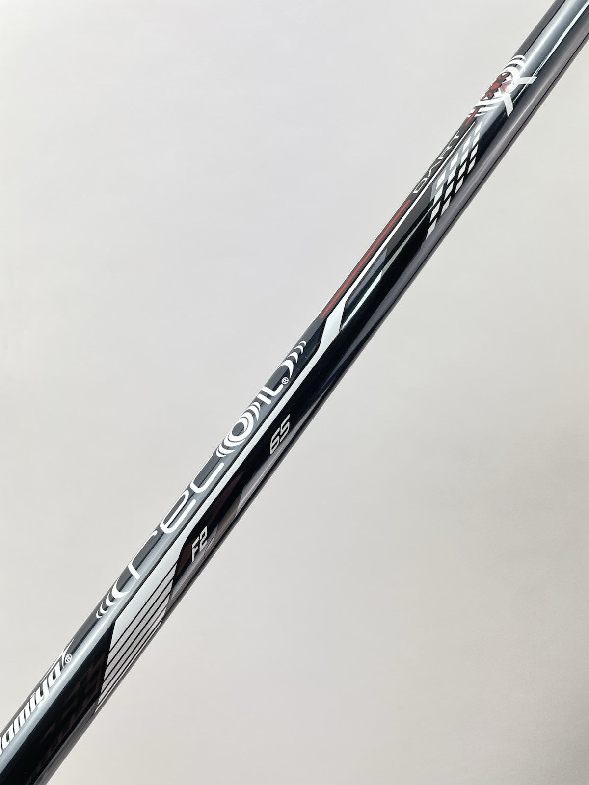 UST Recoil Dart Iron Shaft 65 F2 Senior Flex Graphite 35 /0.370 Parallel /286256
