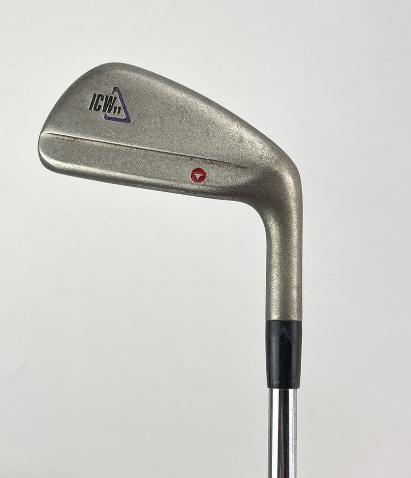 Taylormade Ladies 6 Iron ICW11 Ladies Flex Steel /Right Handed /New Grip /191600