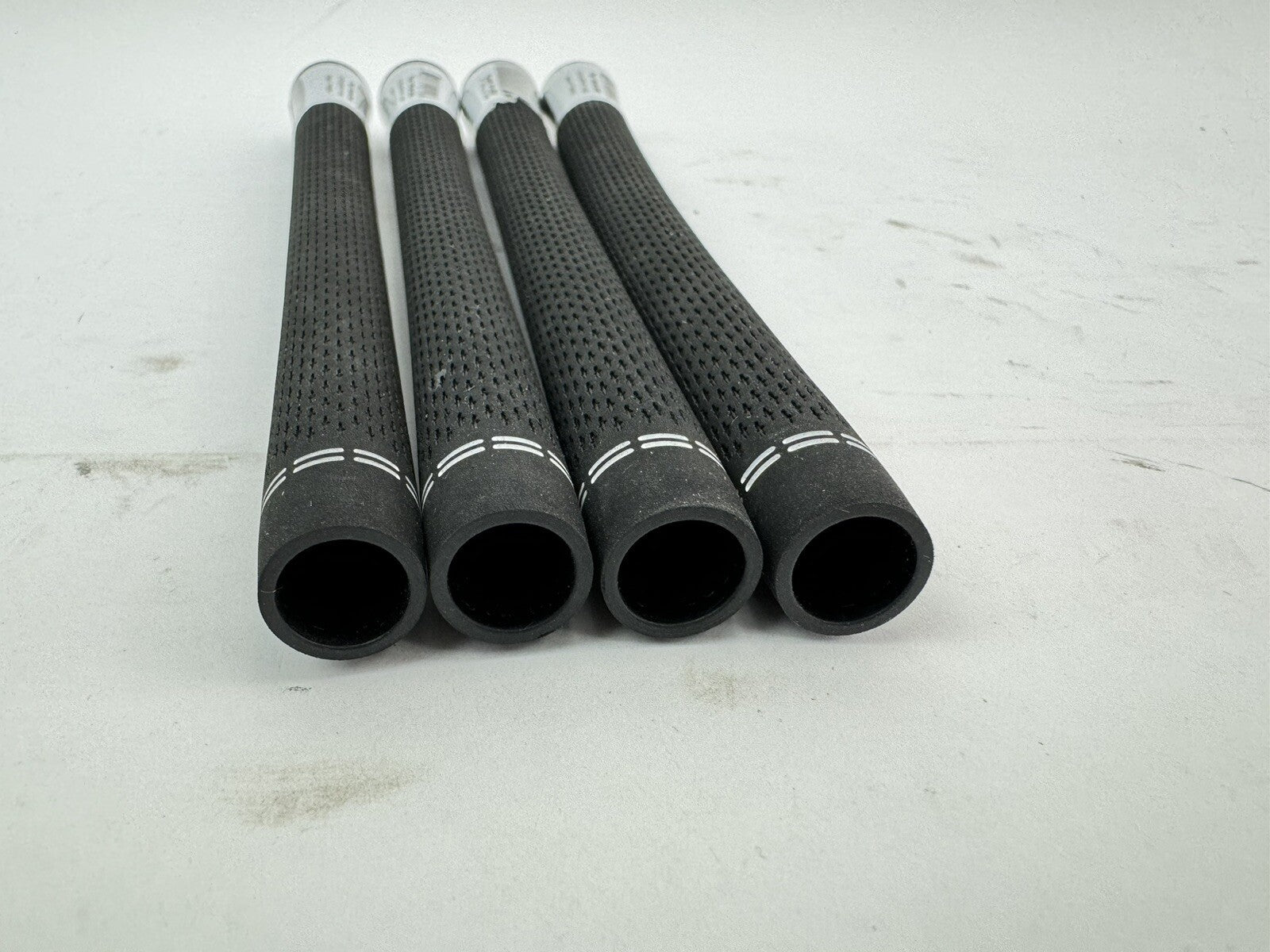 Golf Pride Tour Velvet Golf Grips (4) Standard /60R /Mens /195419