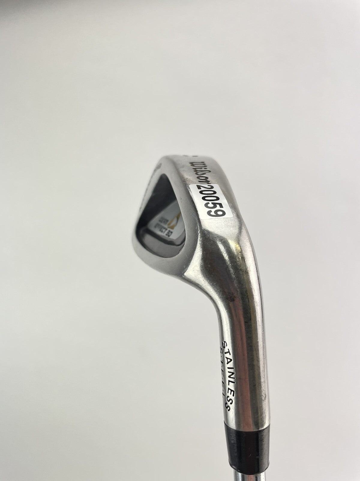 Wilson Golf 9 Iron Regular Flex Steel Shaft /Right Hand /New Grip /200595
