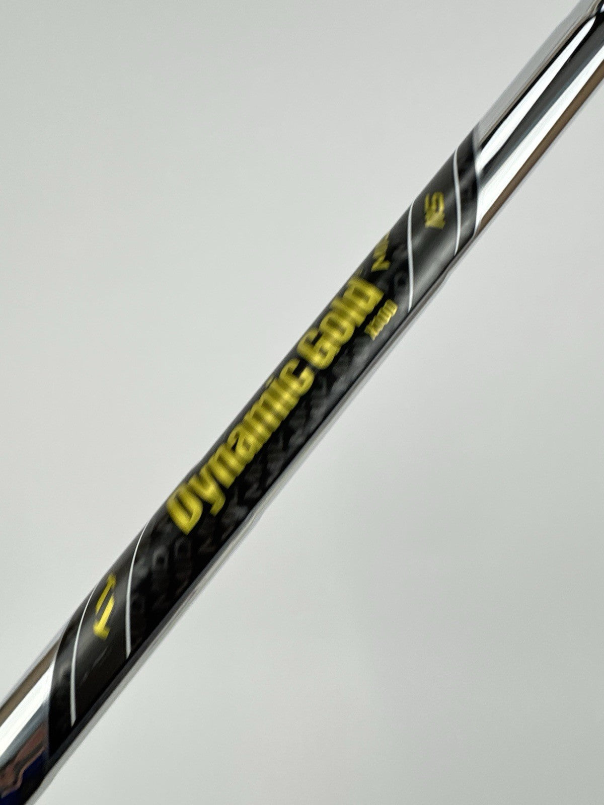 Dynamic Gold Mid 115 Iron Shaft X100 X Flex Steel 35.25” /0.355 Tapered /328154