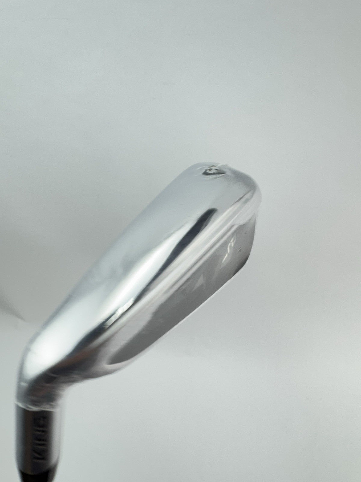 Cobra LTDX 4 Iron Left Handed KBS Tour 90 Regular Flex Steel/New /248666