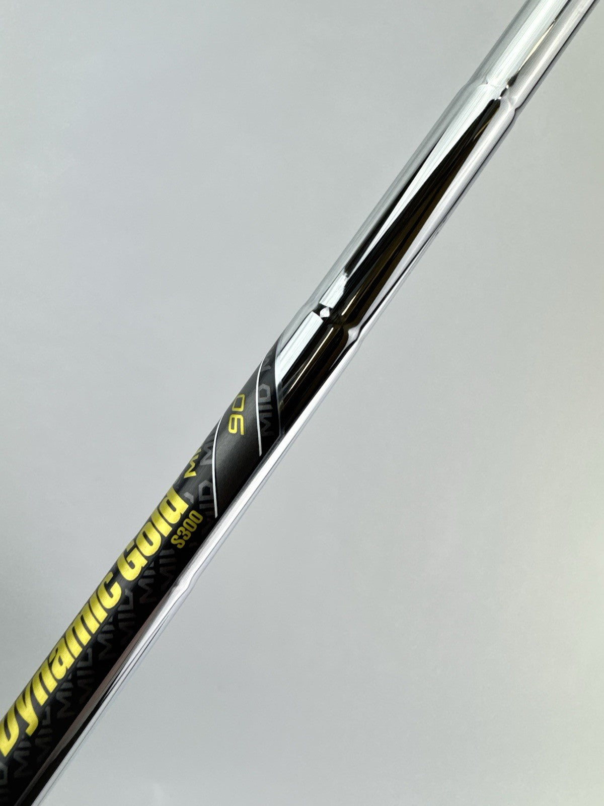 Dynamic Gold 90 Mid Iron Shaft Stiff Flex Steel 35” /0.370 Parallel /305763