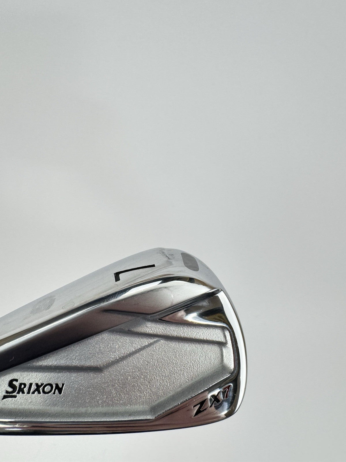 Srixon ZX7 7 Iron Left Handed Miyazaki 6A Senior Flex Graphite /Demo /330765