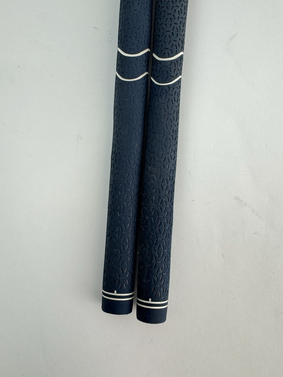Lamkin Ladies Golf Grips (2) ST Soft Undersize /Pulled /342011