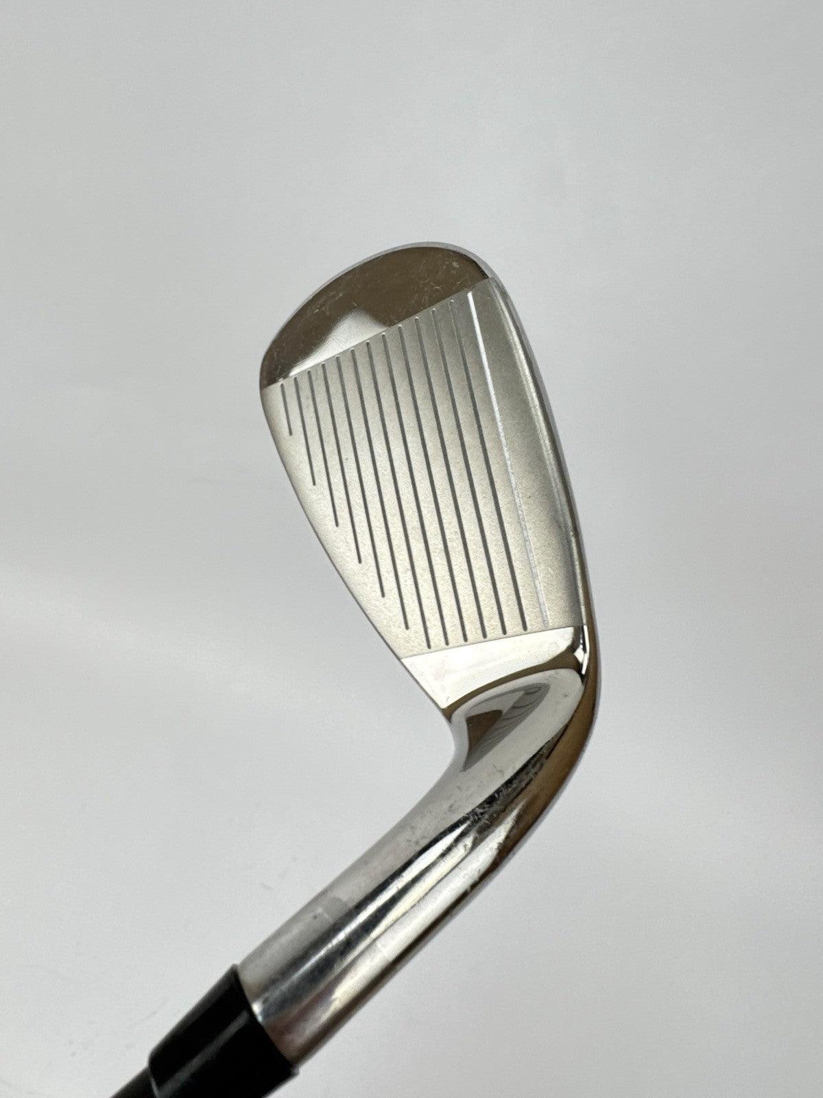 Wilson Launch Pad Gap Wedge Left Handed Cypher 5.5 Regular Graphite /3517010