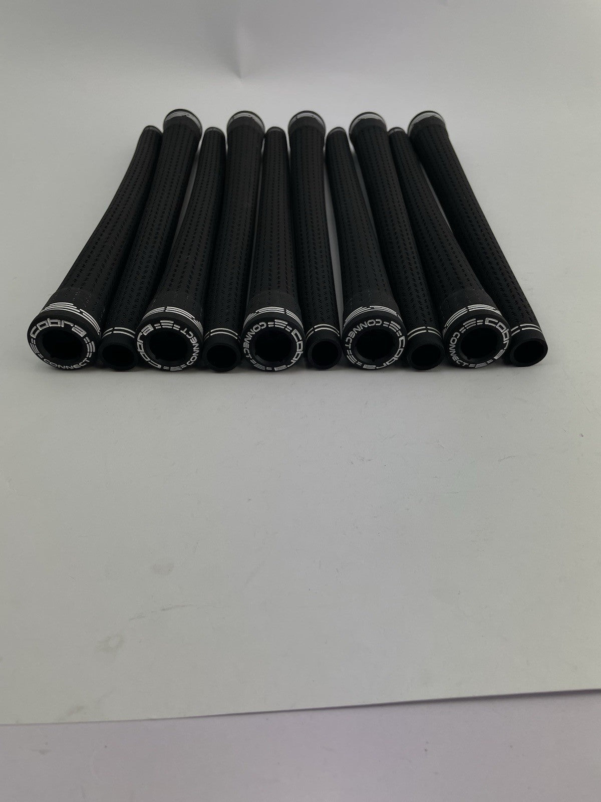 New Lamkin Golf Grips (10) Standard /+58R /Arccos Compatible /Black /White/298757