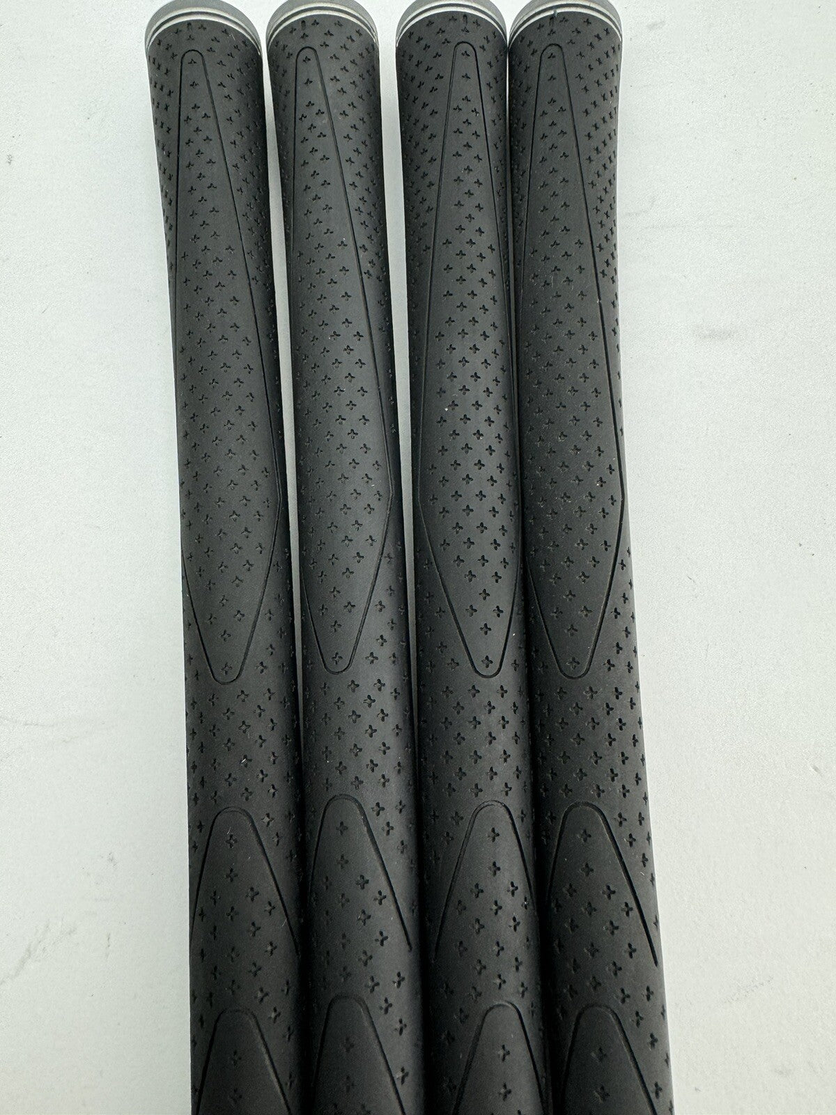 Callaway Golf Grips (4) Men’s Standard /Black/Grey /Pulled /305733