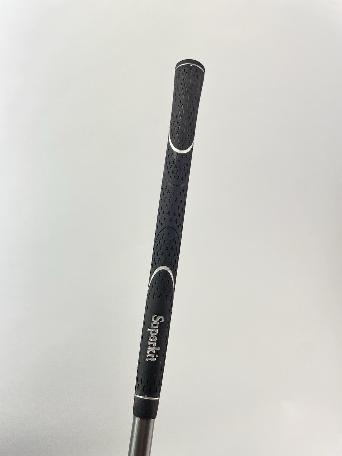 Wilson Deep Red 6 Iron Women’s Flex Graphite /Right Handed /New Grip /2813812