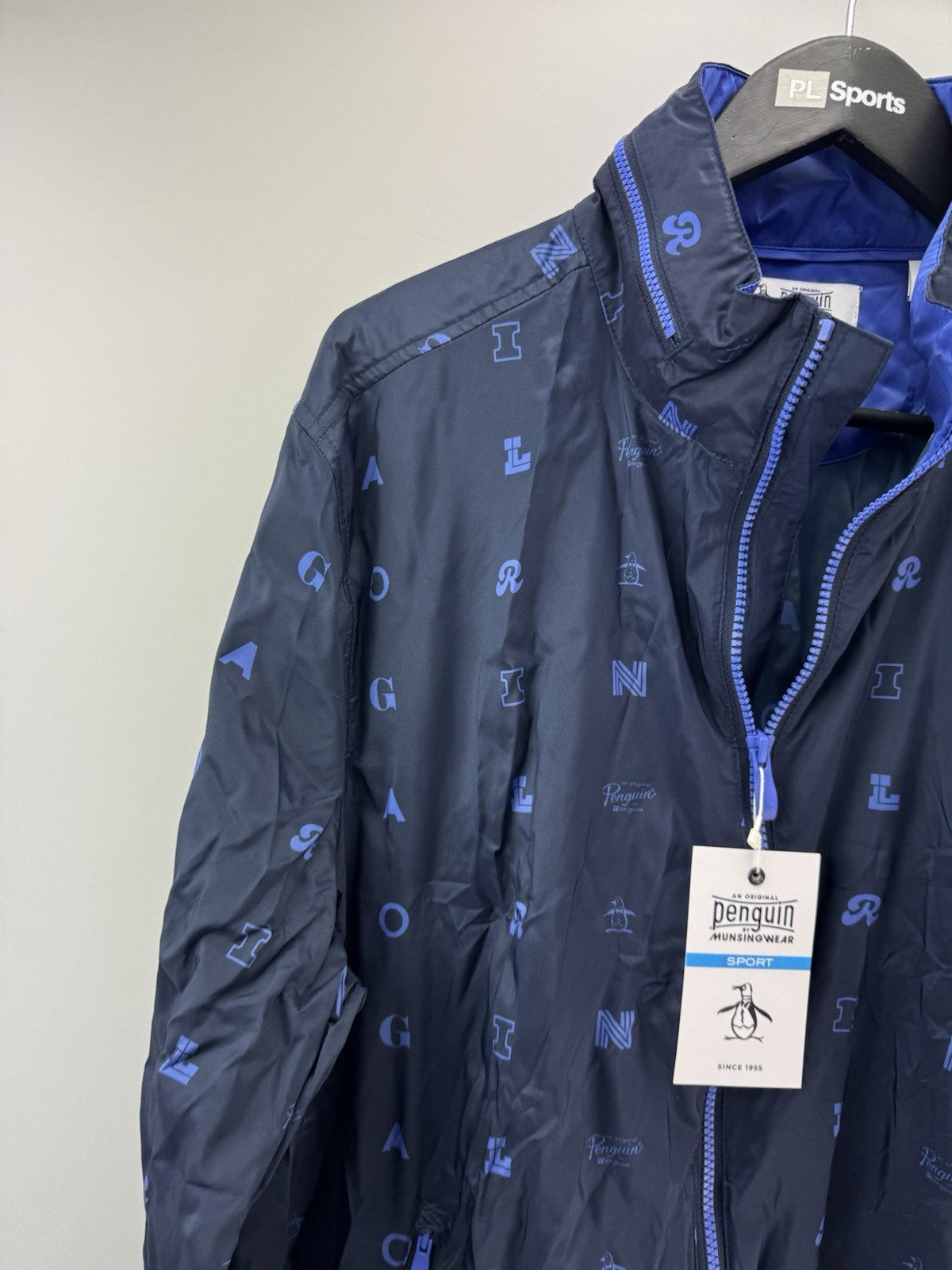 Penguin Original Golf Wind Jacket Logo Print Hood Lightweight UK Large /300572