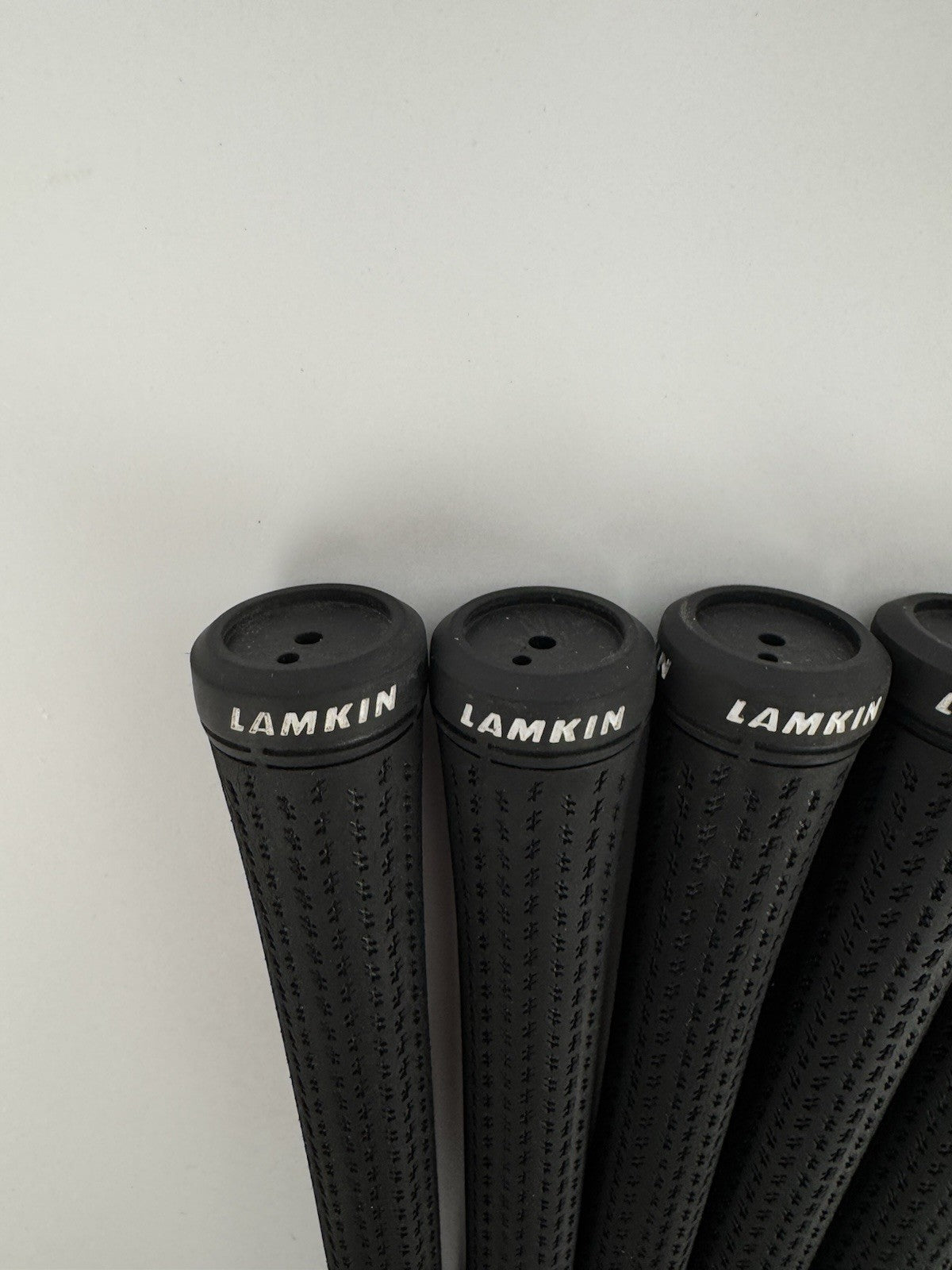 Lamkin Crossline 360 Golf Grips (7) Mens Standard /Black/White /Pulled /341636